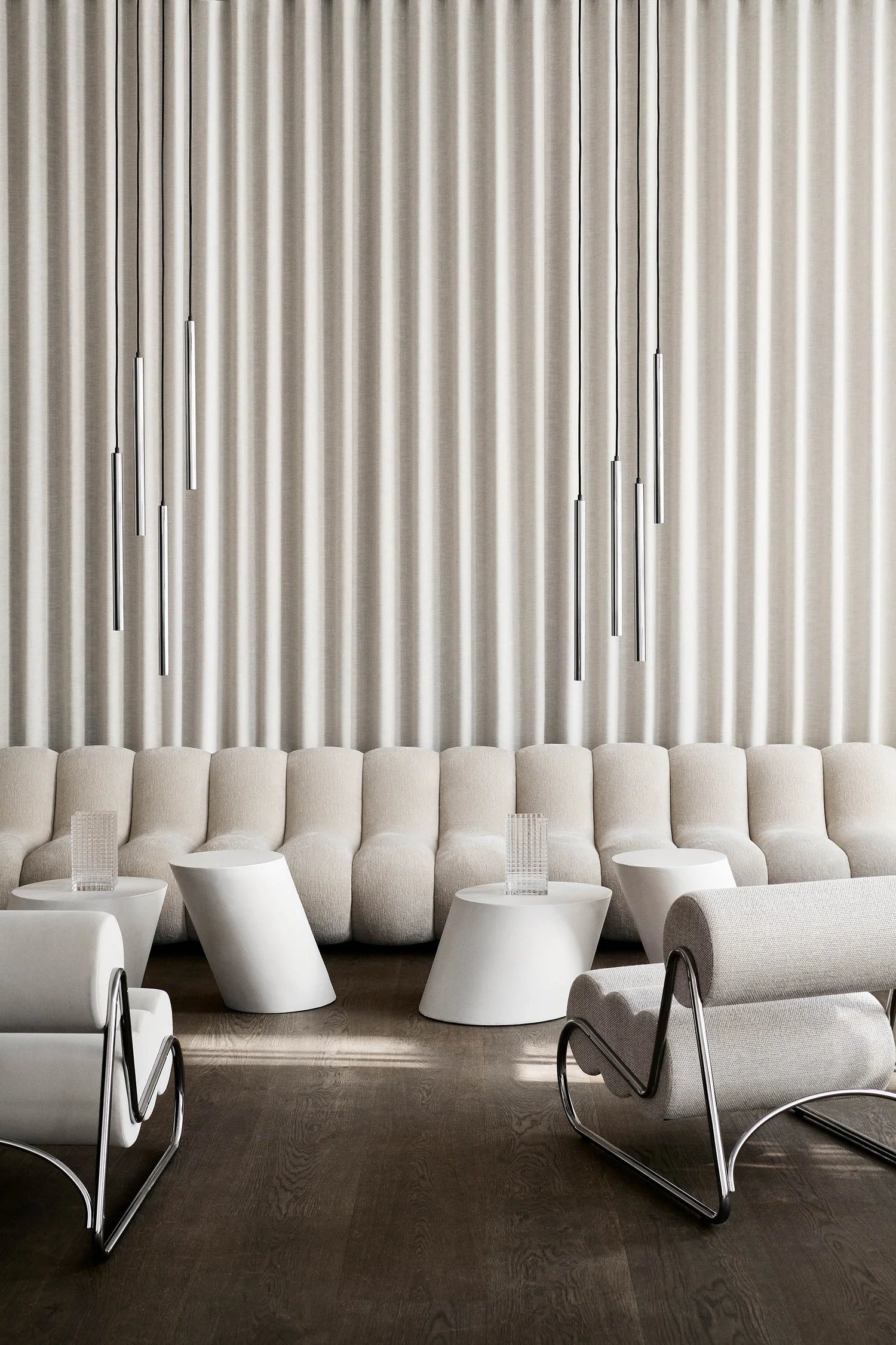 Fave upholstered armchair