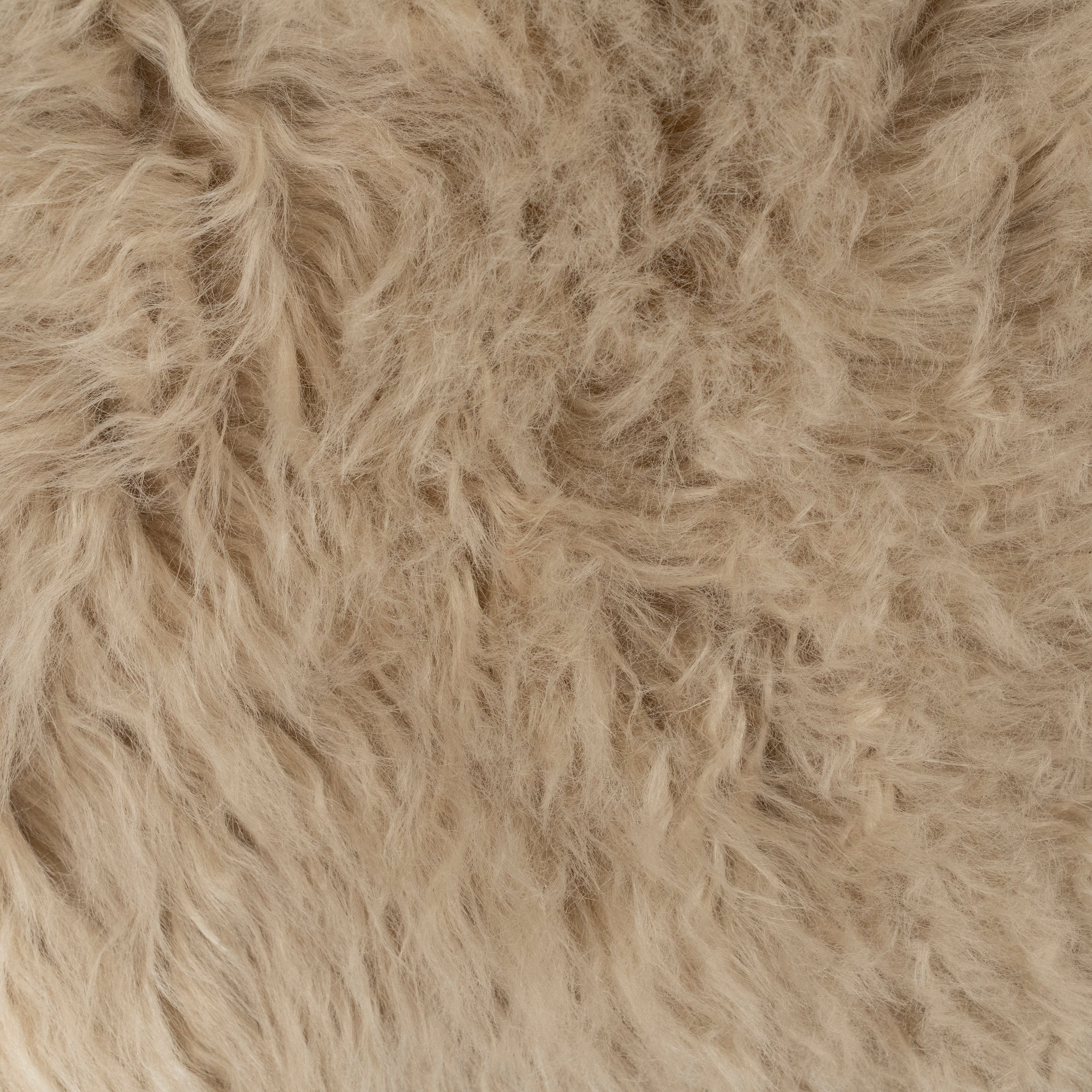 TAPIJT LASKA taupe met lange haren