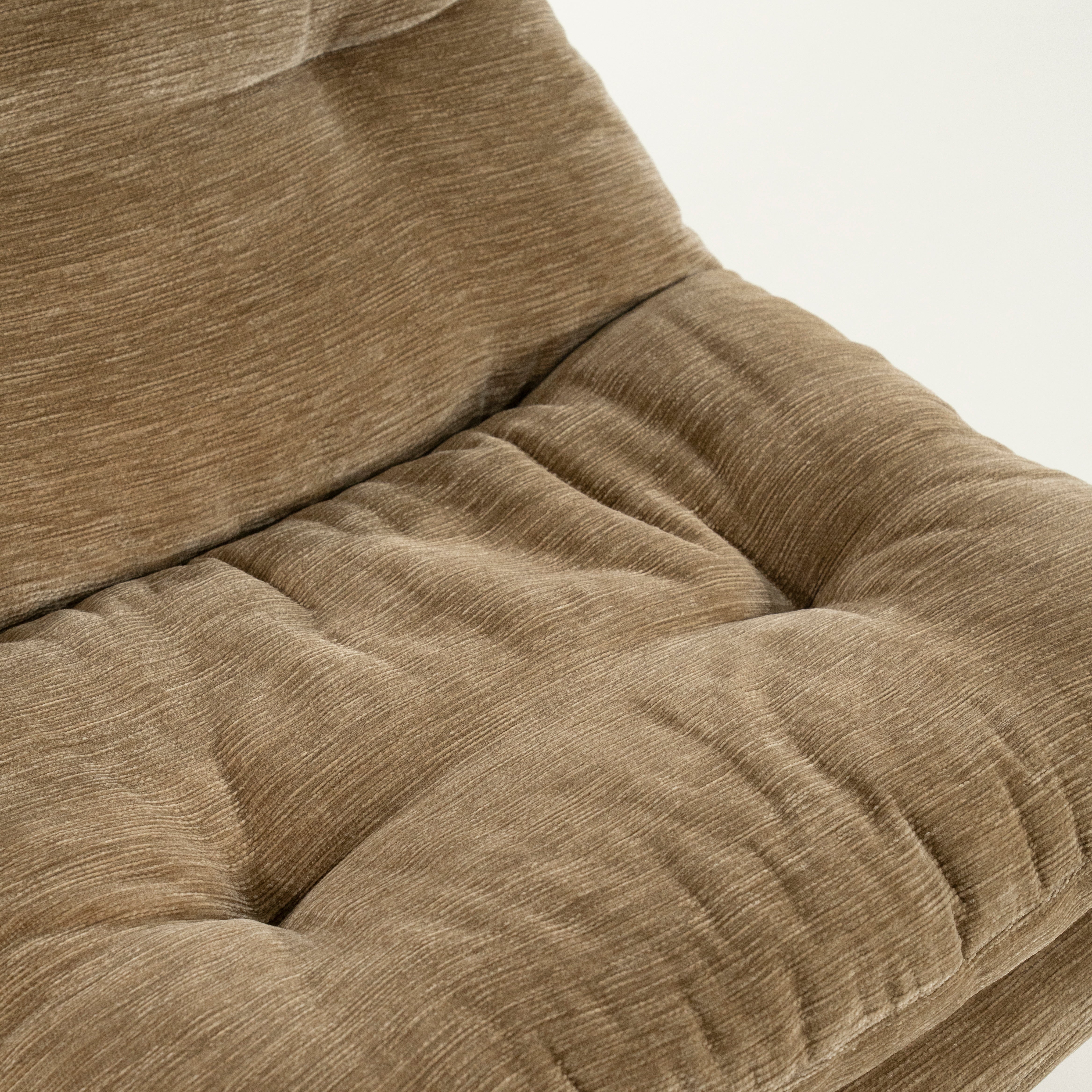 TROMBA beige swivel armchair