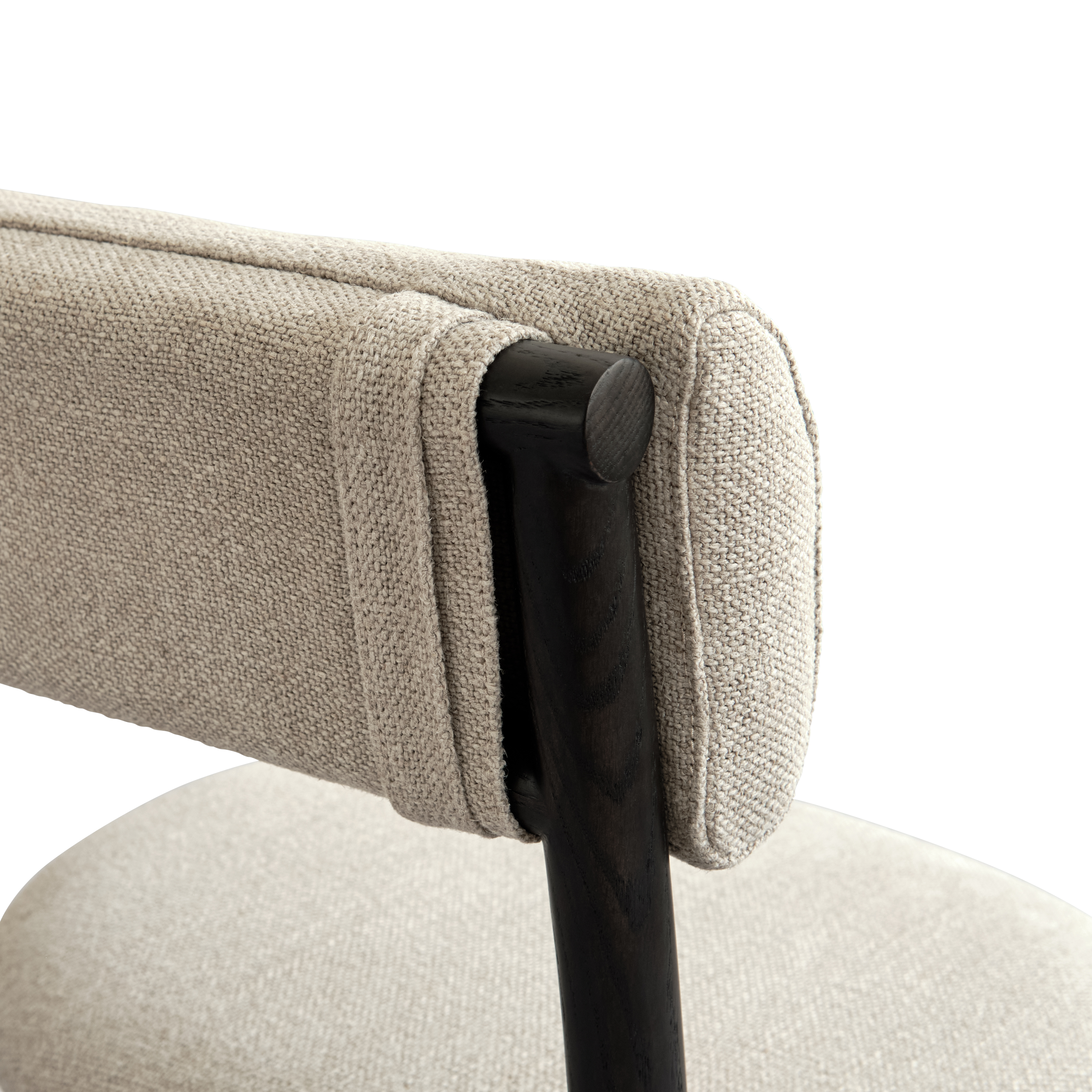 Stoel NAMA beige met zwarte basis