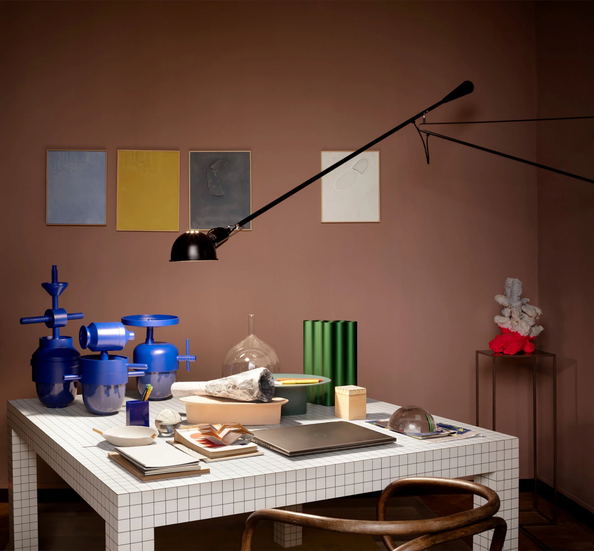 Zwarte wandlamp met arm 265