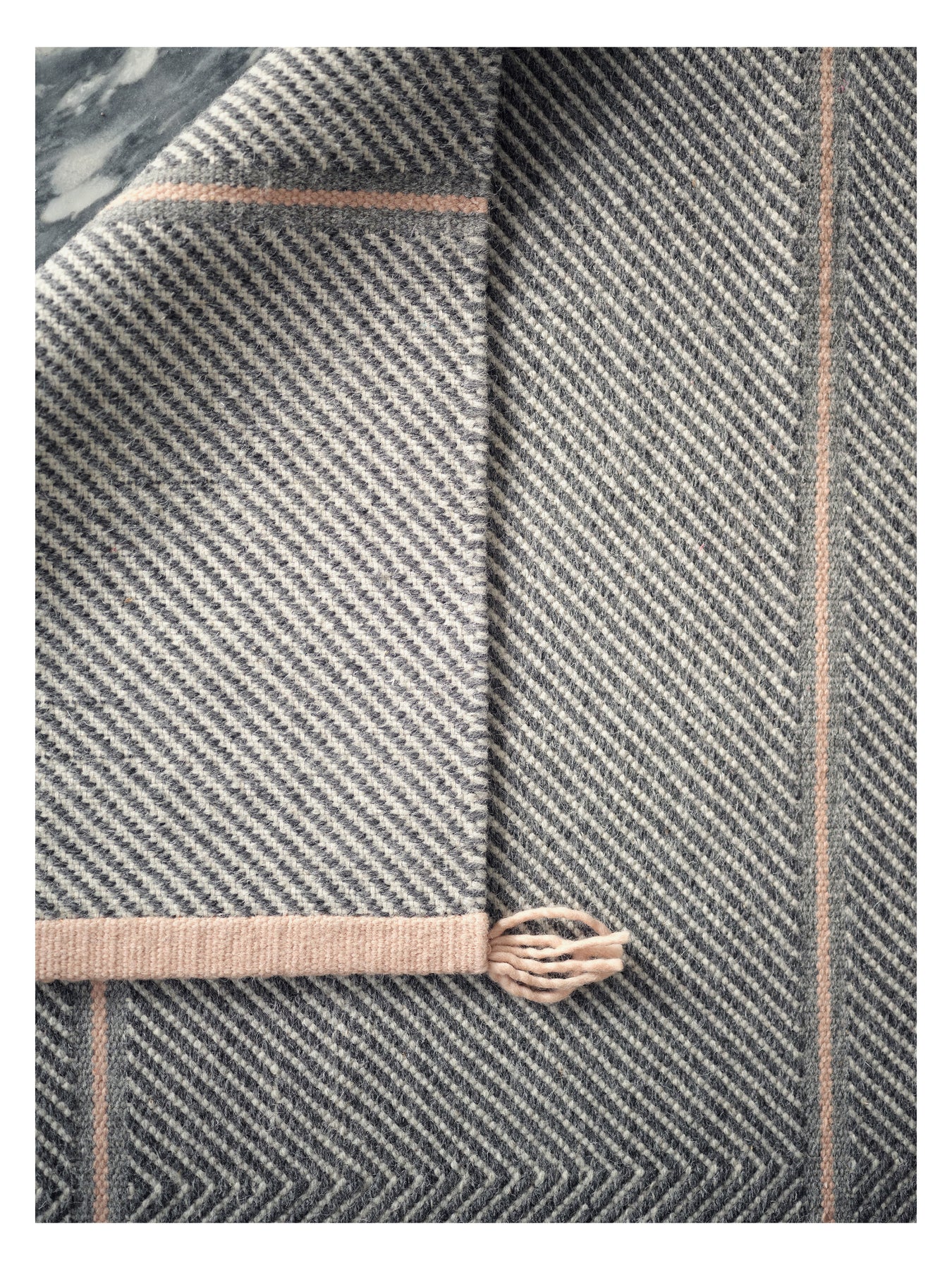 Teppich VISION WALK grau mit hellem Rosa