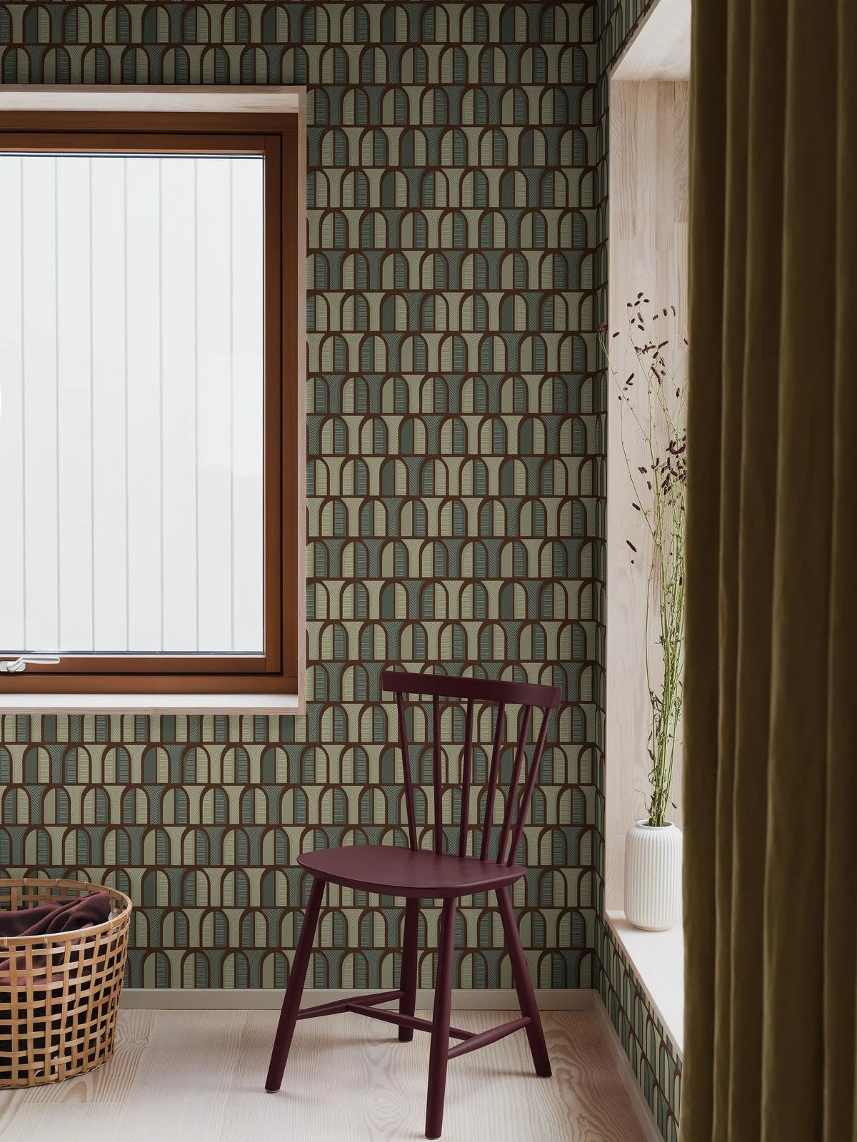 Vliesbehang met geometrisch patroon VENETIË groen met beige