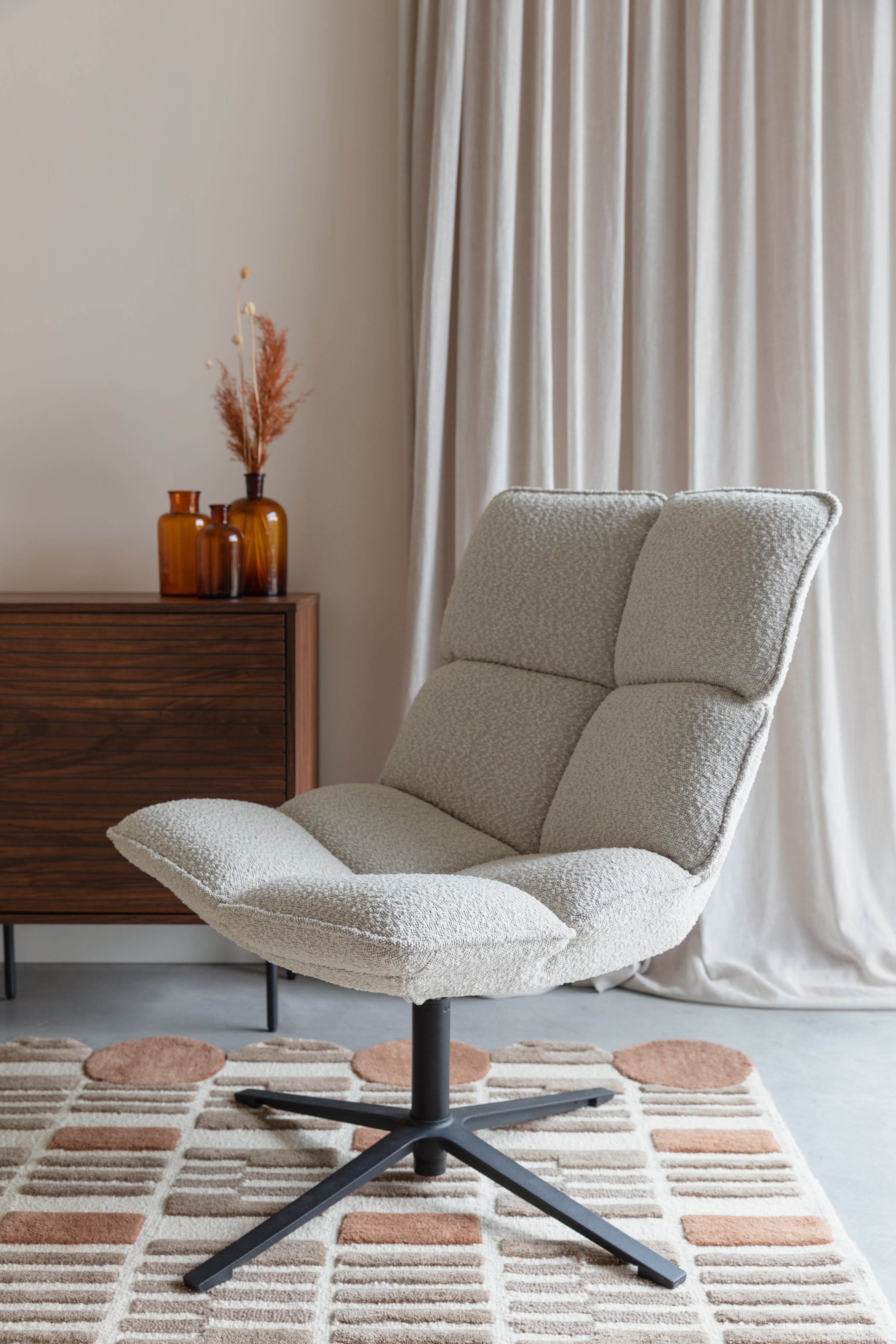 Beige BROS fauteuil met zwarte basis