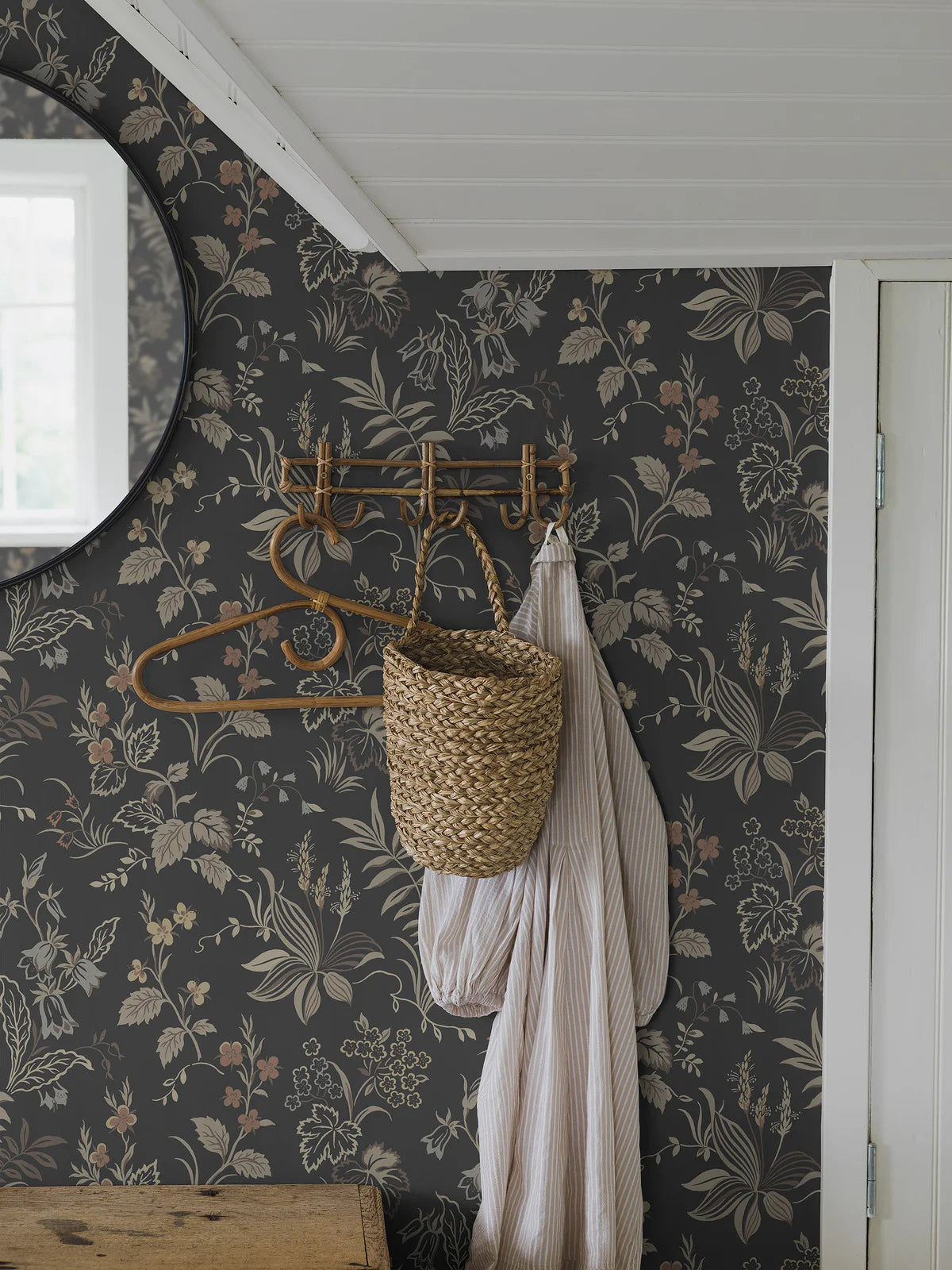 Tapete mit Pflanzenmotiv FOLKLORE braun mit beige