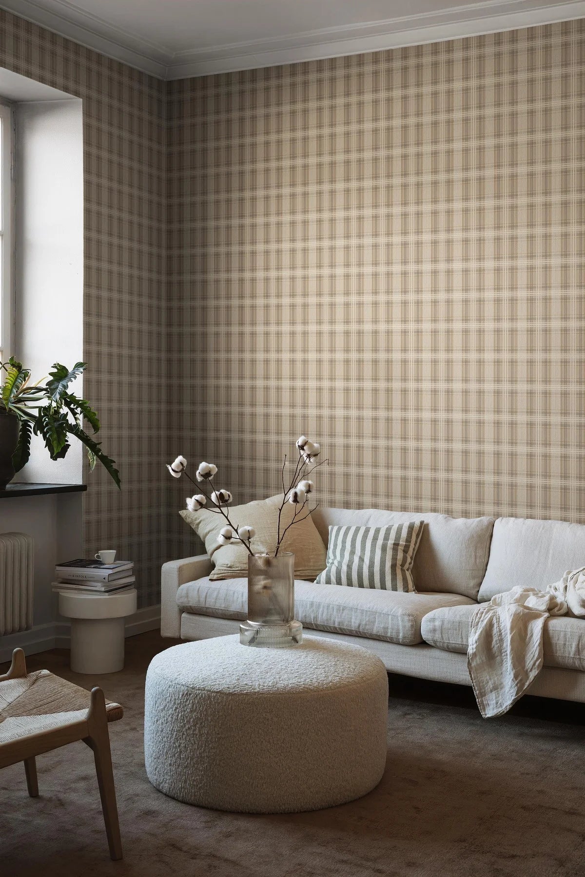 Brown TAILOR’S TWEED Wallpaper with Geometric Scottish Check Pattern in Beige