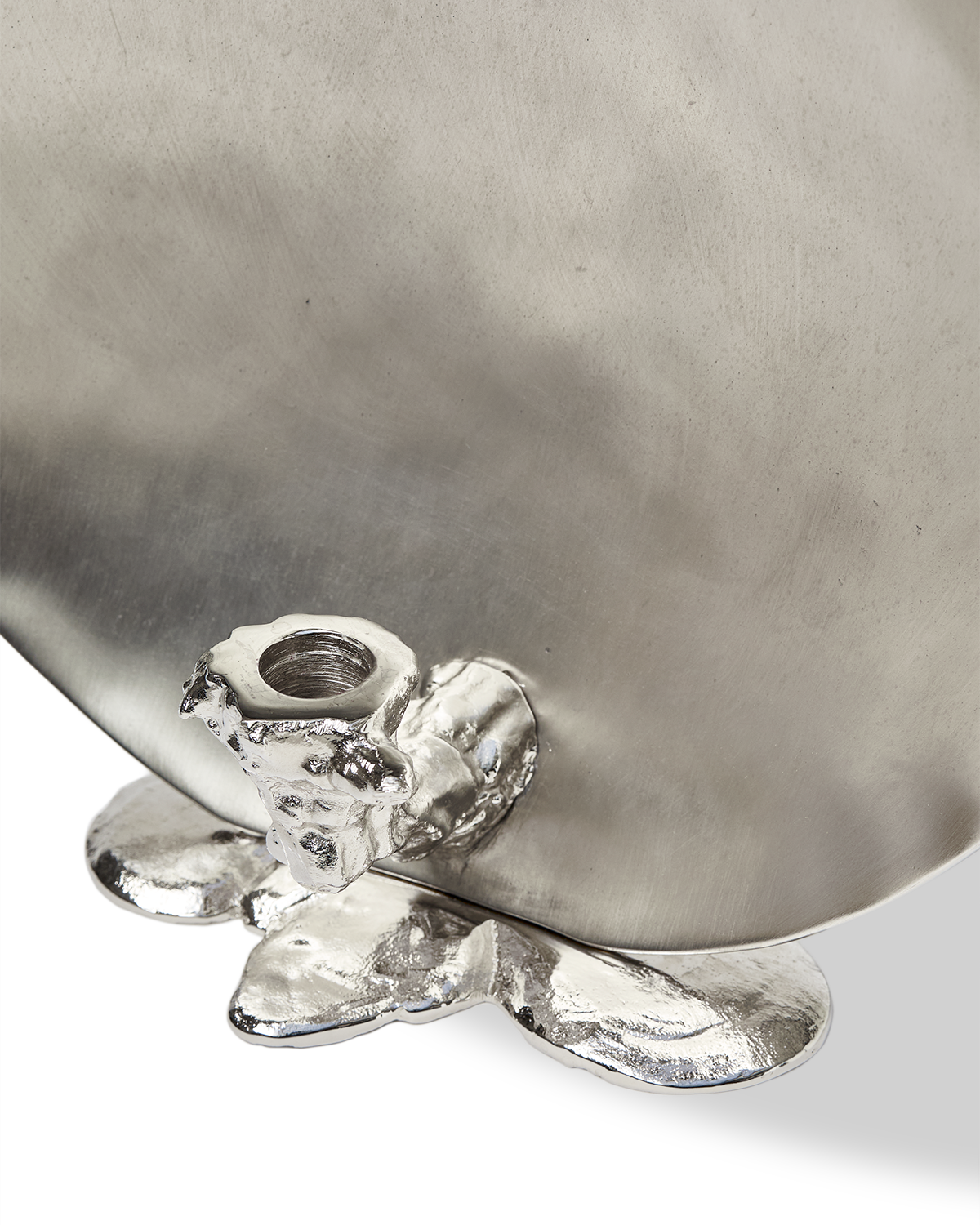 Metallischer Kerzenhalter SPHERICAL DRIP