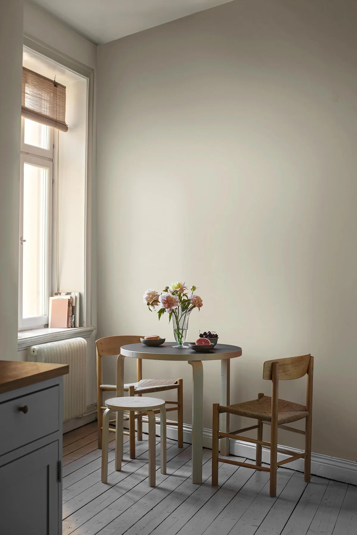 Structuurtapijt dat linnen imiteert LINNEN - LICHT LINNEN lichtgrijs