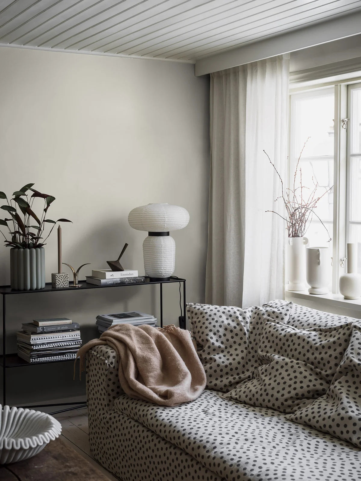 Structuurtapijt dat linnen imiteert LINNEN - LICHT LINNEN lichtgrijs