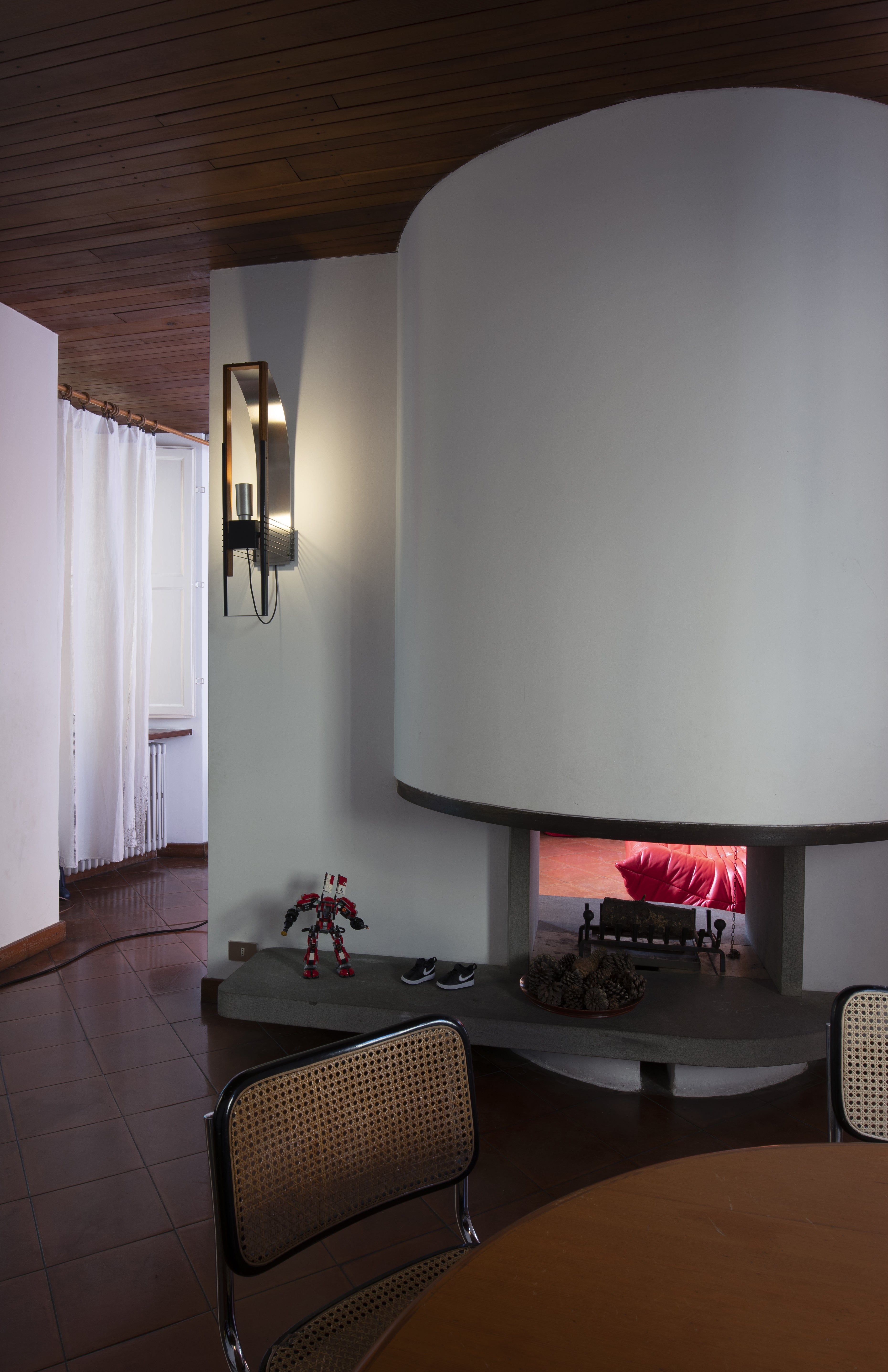 Wandlamp MARX van hout en aluminium