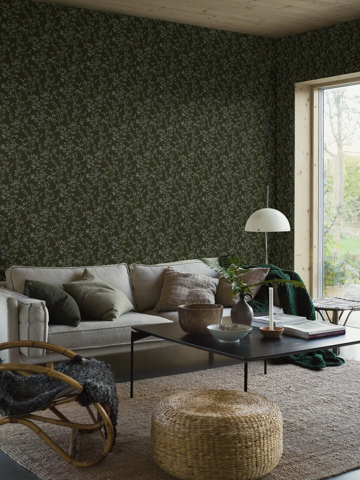 Behang met plantenmotief FOREST BERRIES groen met blauw