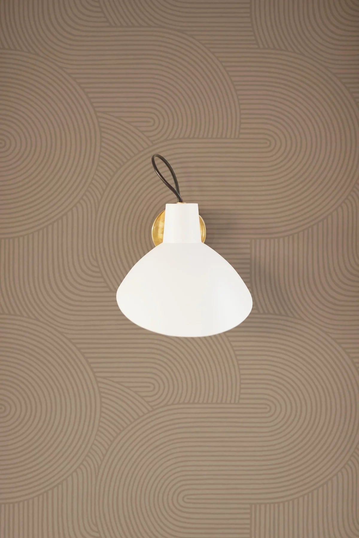 Vliesbehang van papier met geometrisch patroon ZEN bruin