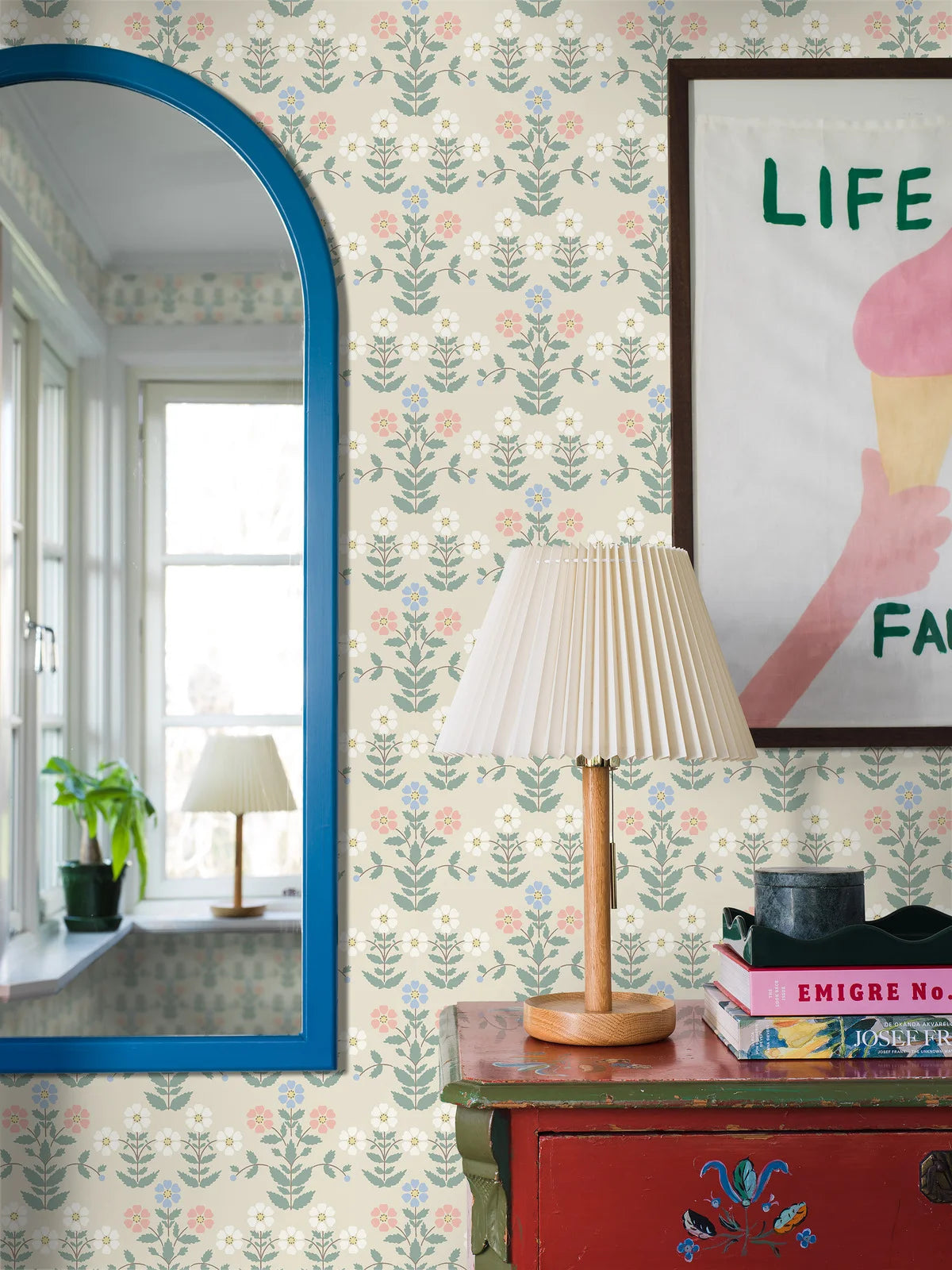 Behang met bloemenmotief SIPPOR beige met blauw