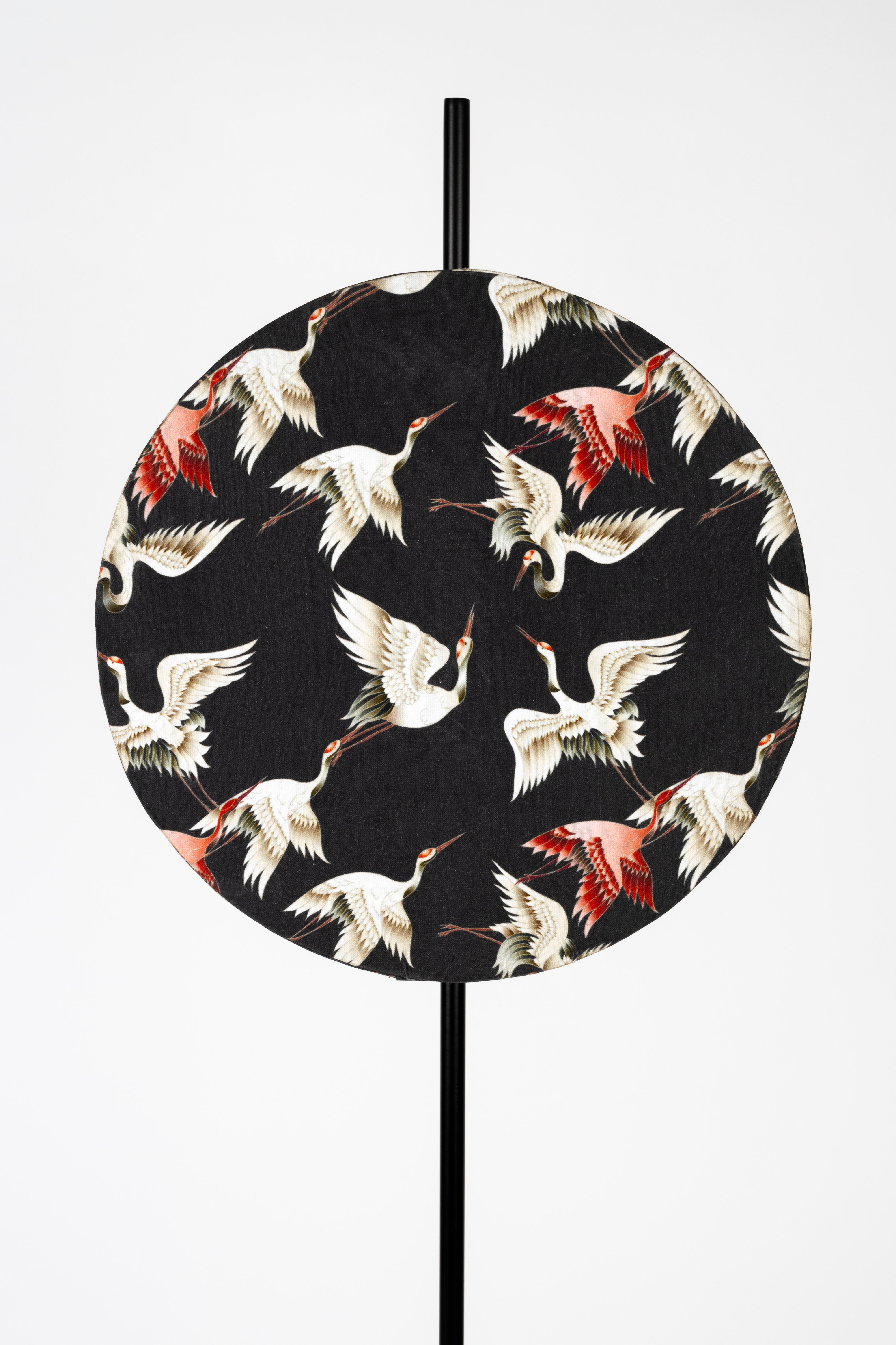 JAYLEE black floor lamp