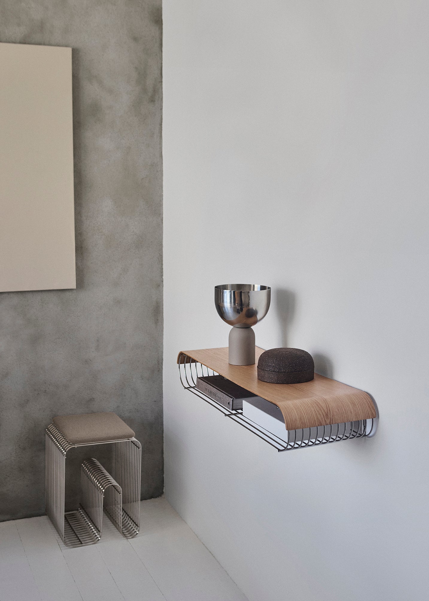 CURVA taupe bouclé seat cushion