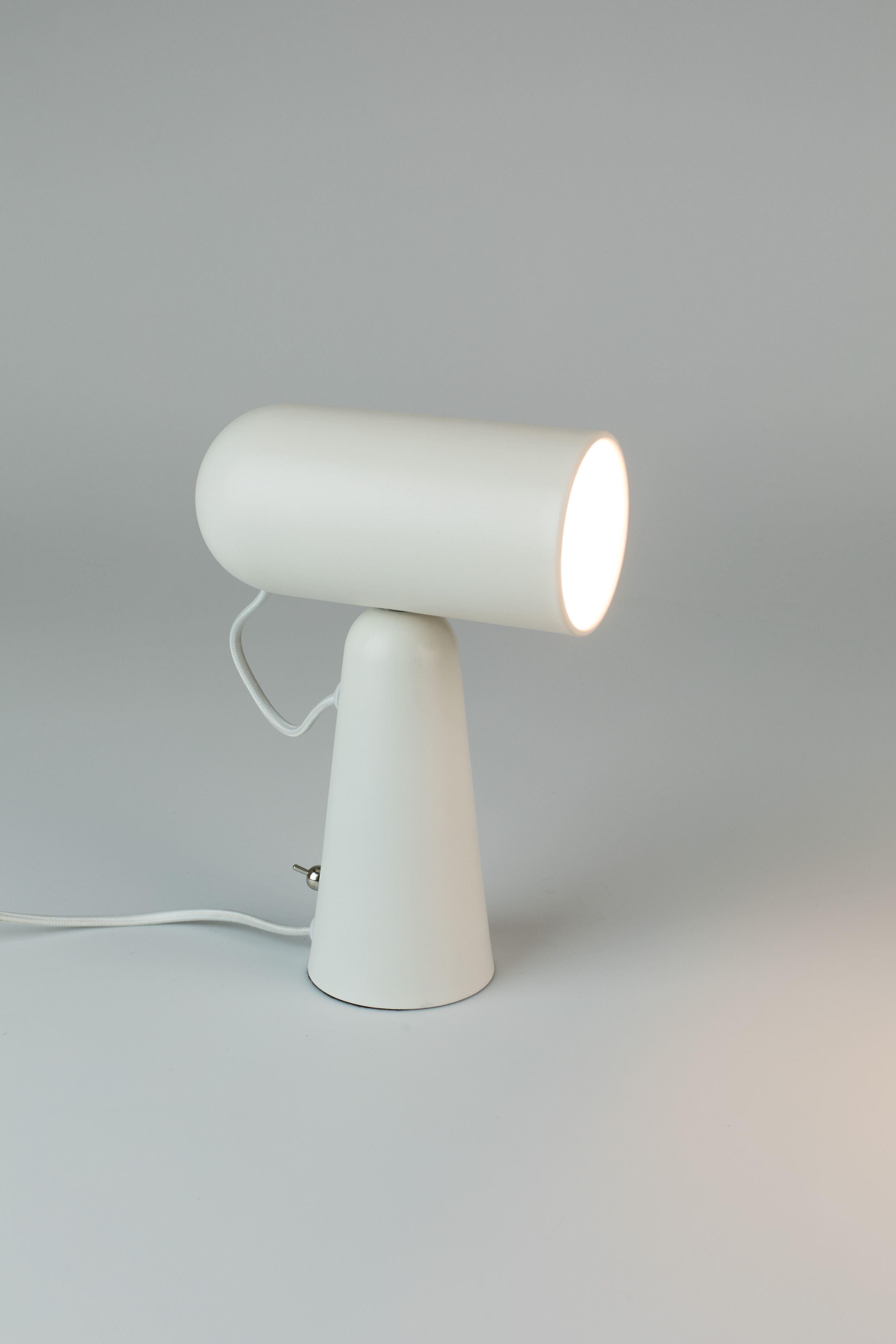 Desk Lamp Vesper White White Label Living Eye on Design