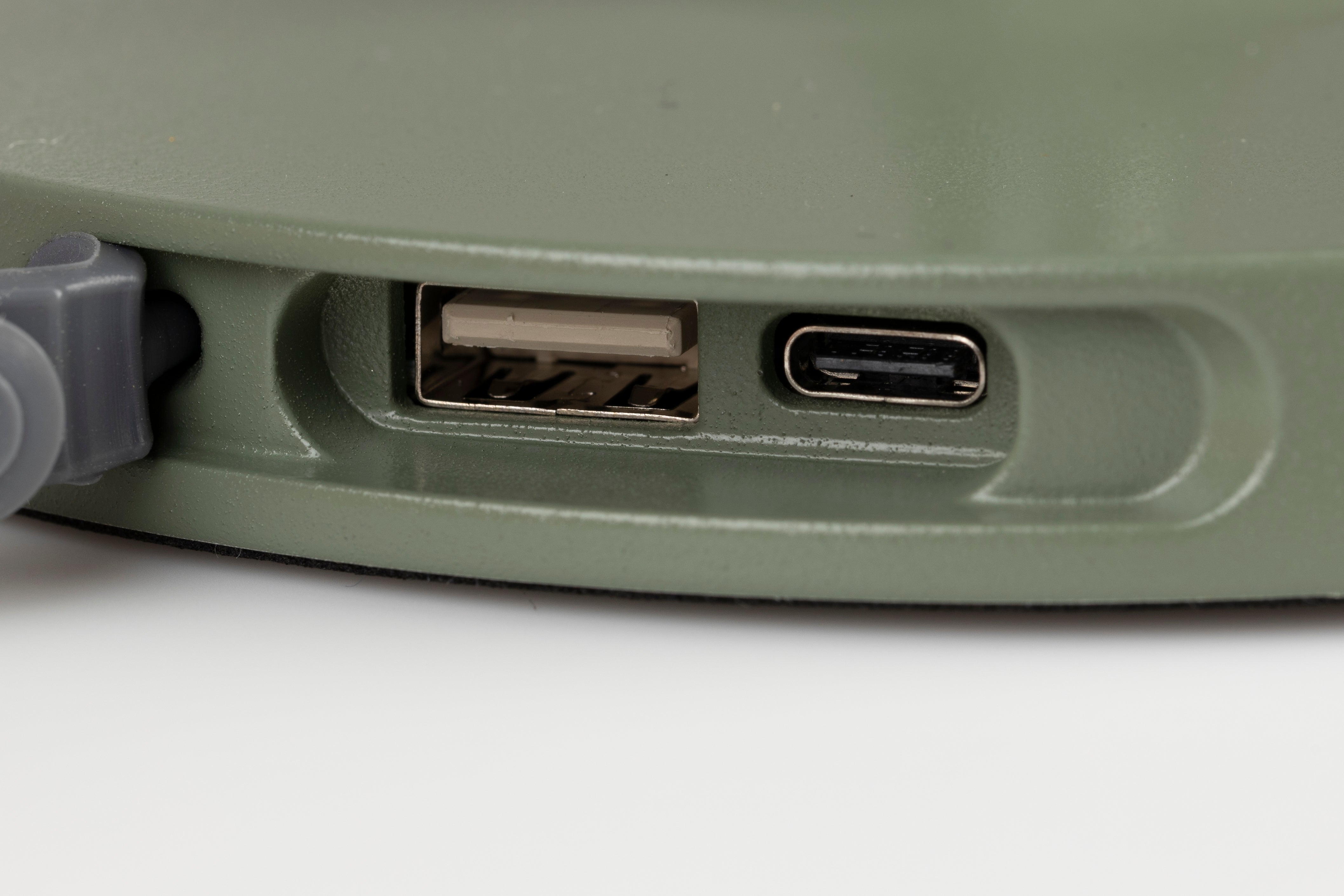 Table Lamp Hub Green White Label Living Eye on Design