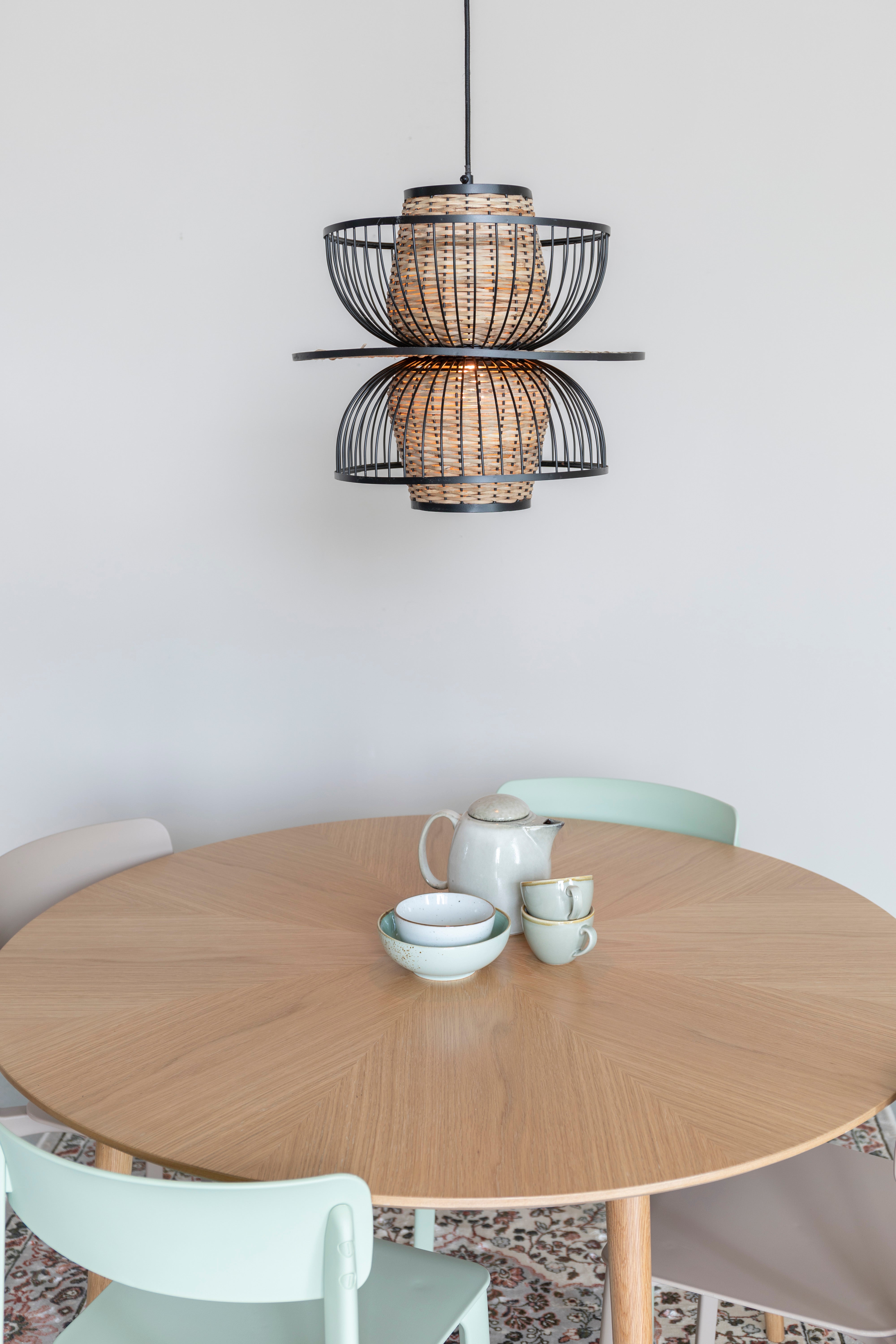 Pendelleuchte CARMEN schwarz mit natürlicher Oberfläche