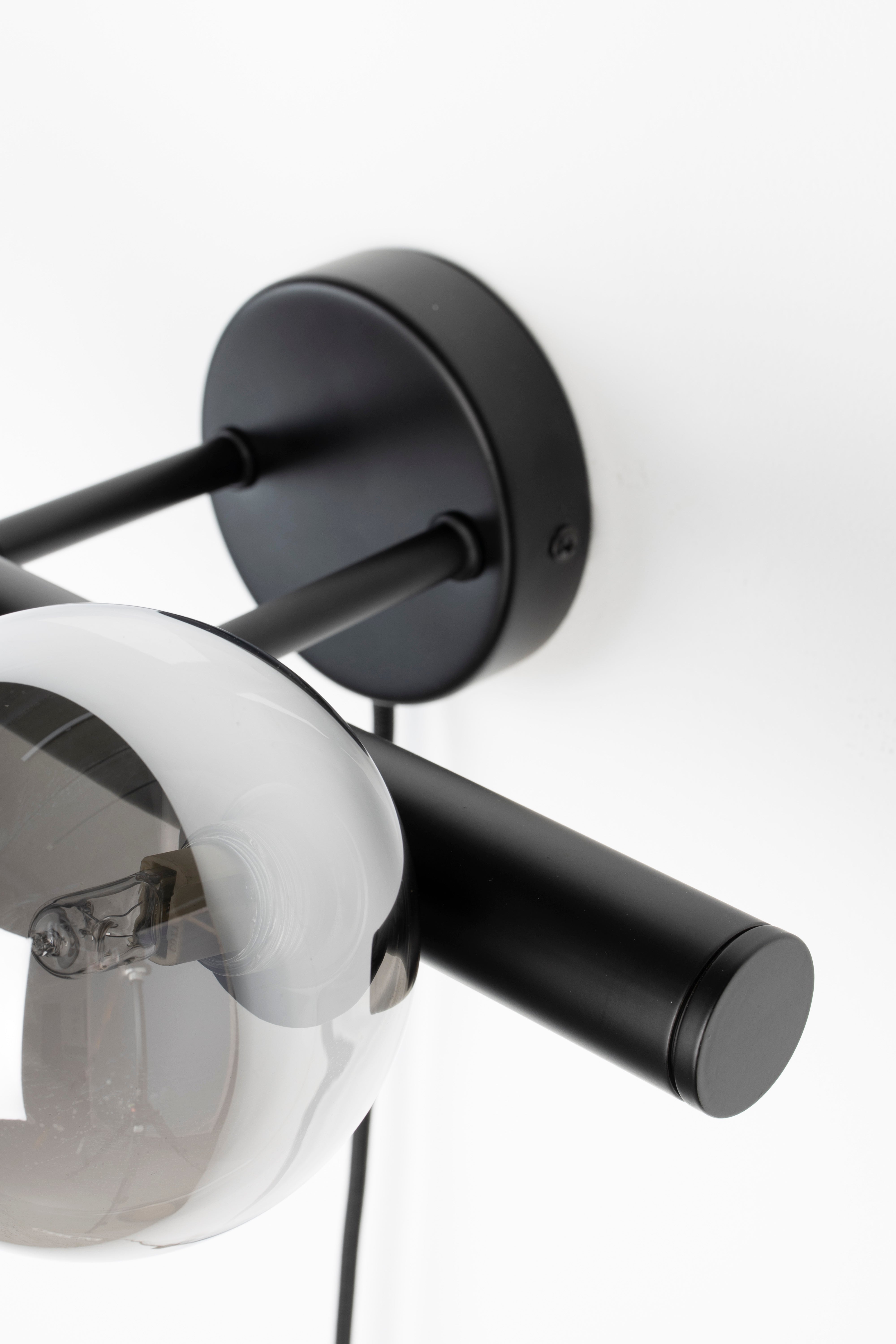 Wandleuchte mit drei Punkten MONICA rauchiges Glas