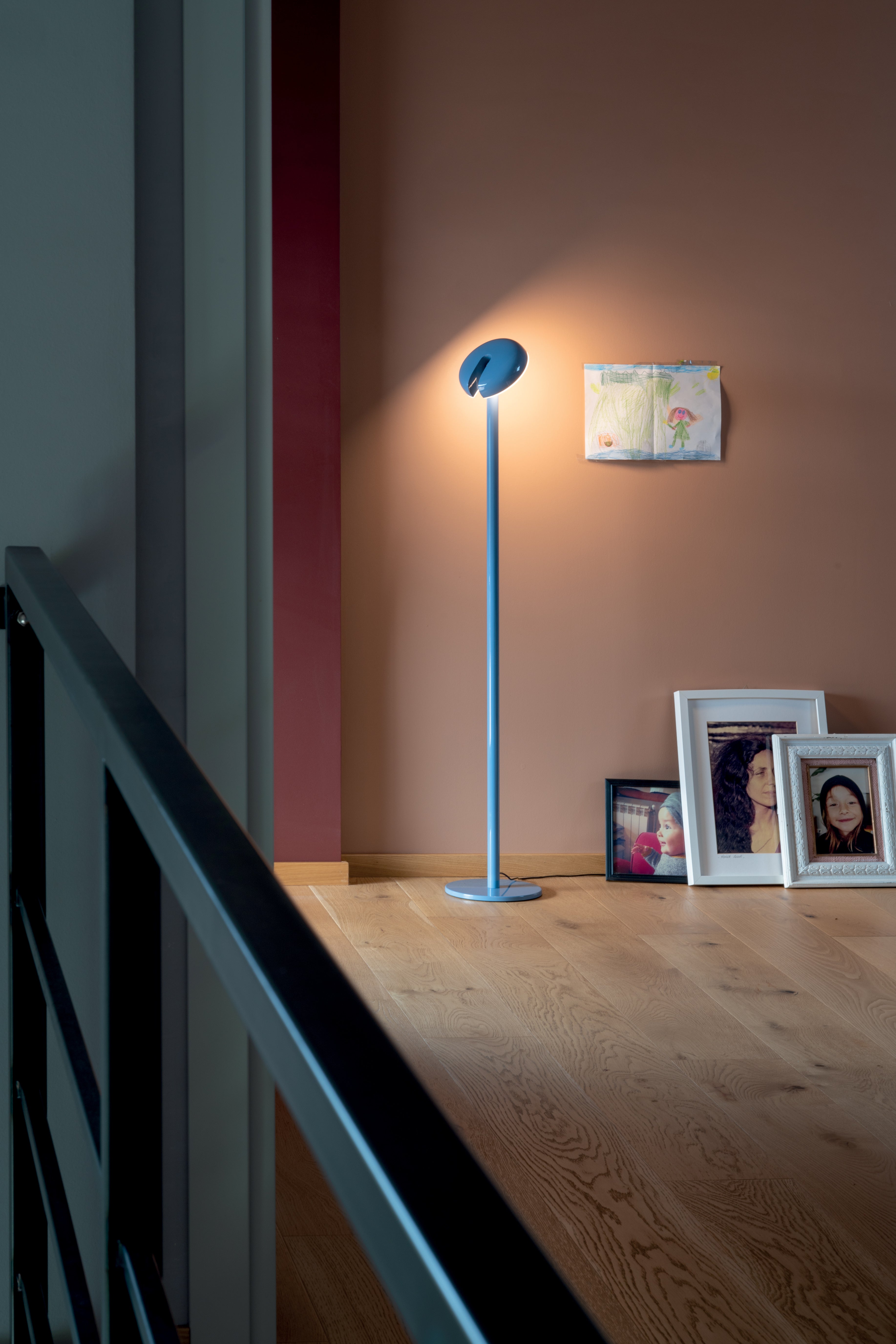 Lampa podłogowa CABRIOLETTE połyskujący błękitny
