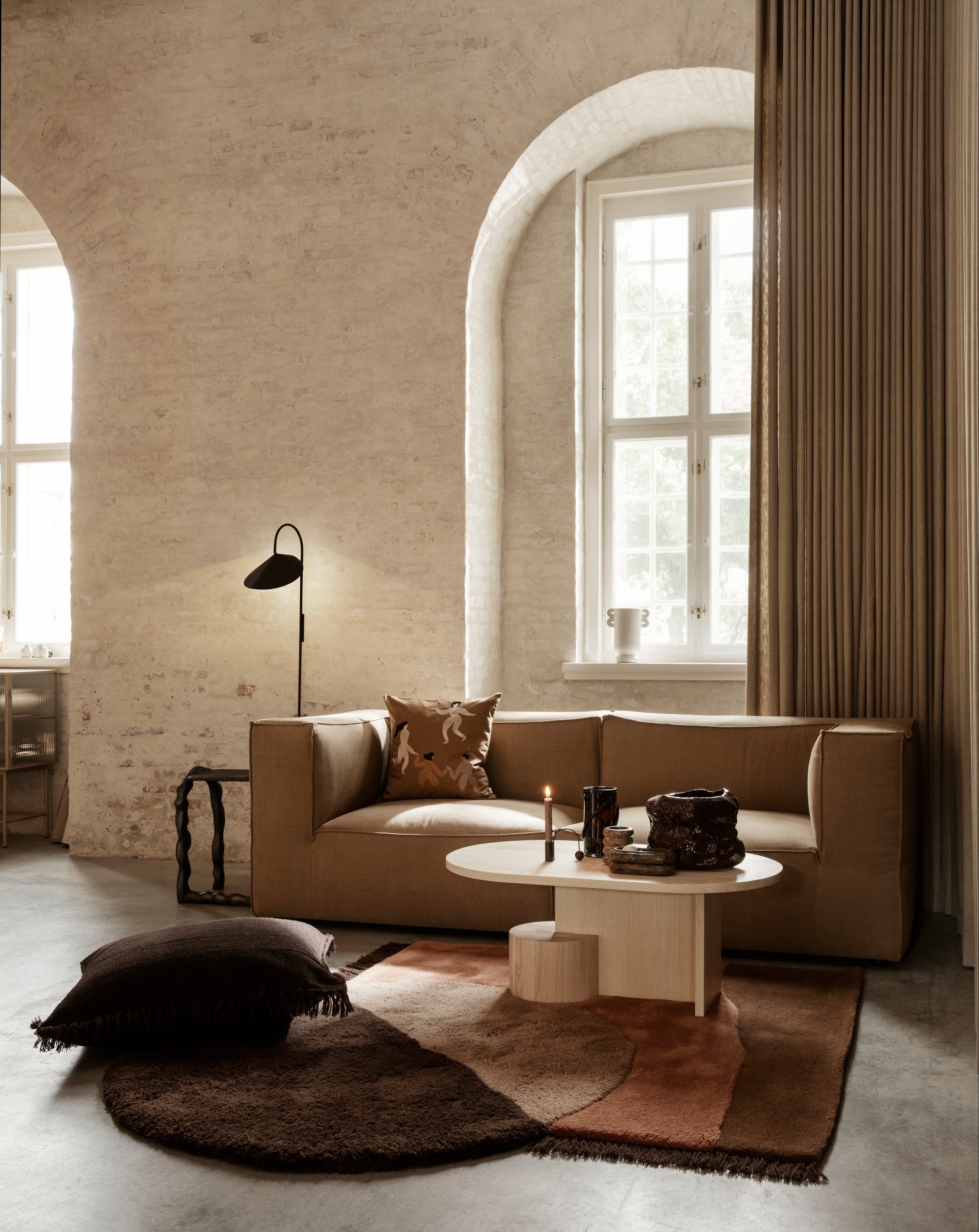 Wandlamp ARUM zwart