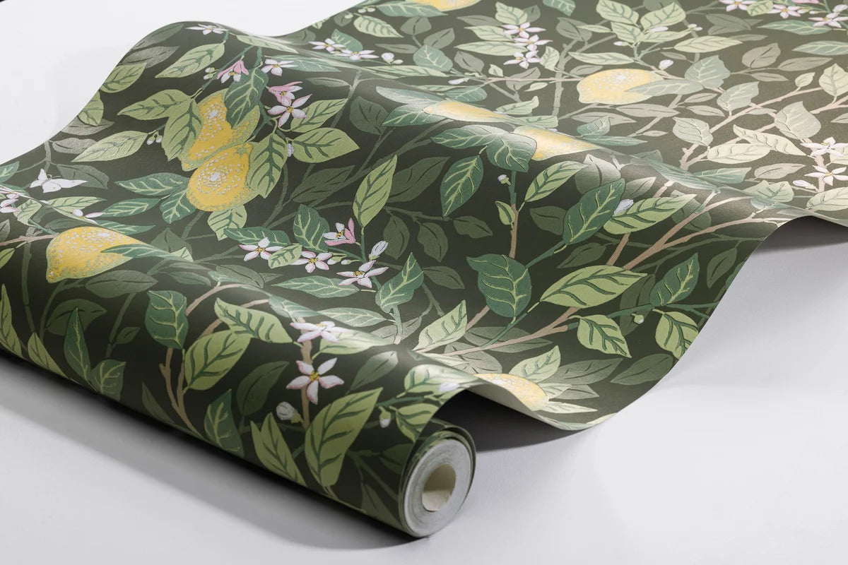 Vliesbehang van papier met een plantaardig patroon CITRONTRÄD groen met geel