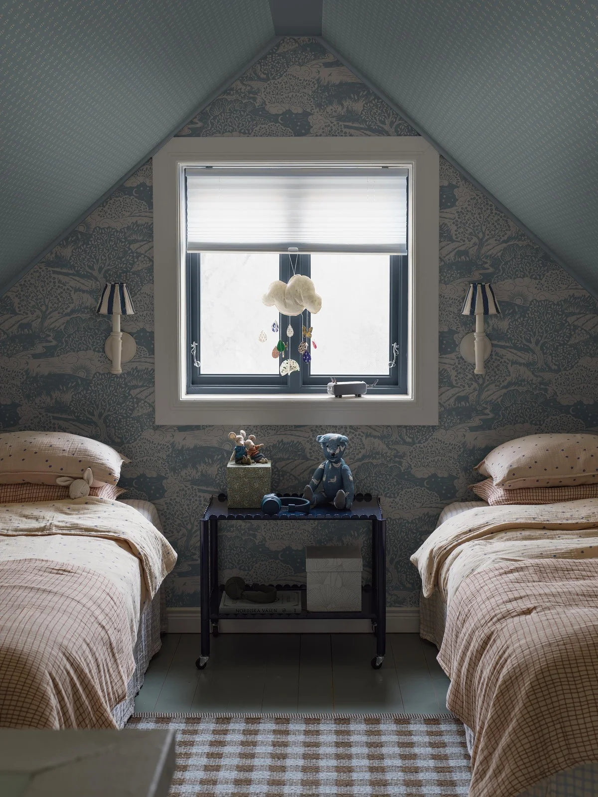 Kindertapijt met landschap SOLANGEN blauw met beige