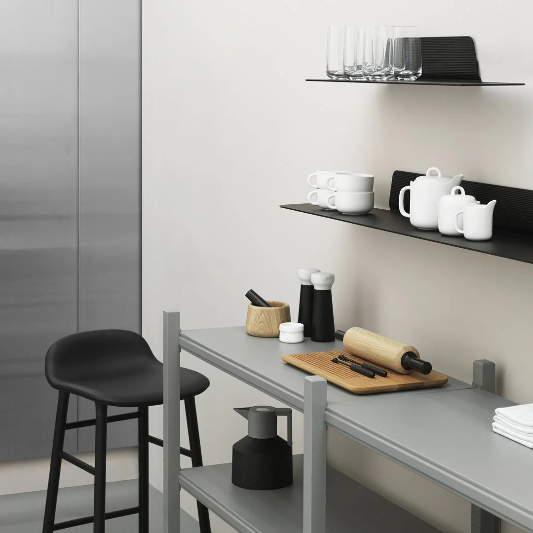 Mörser CRAFT aus Eichenholz mit schwarzem Marmor