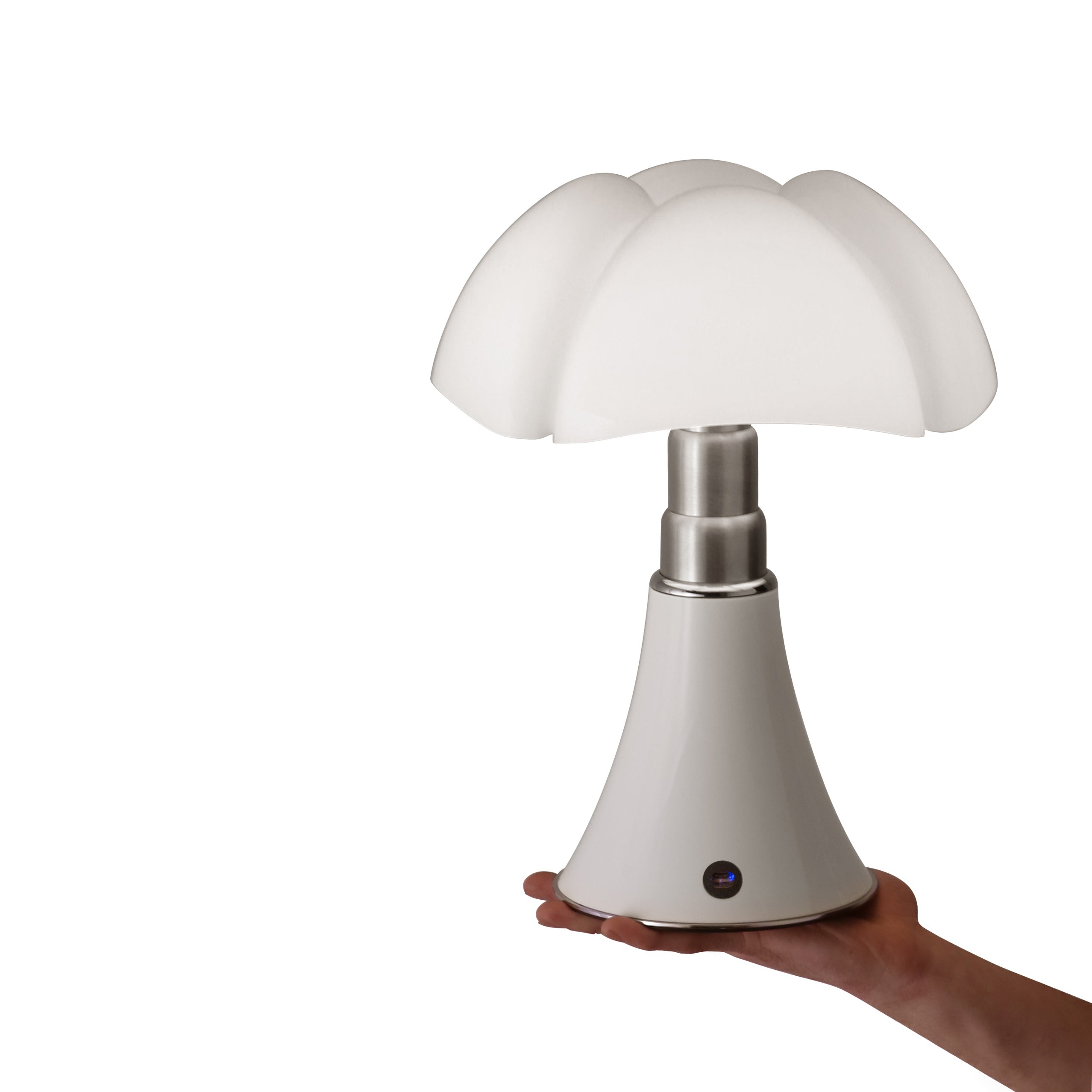 Tafellamp MINIPIPISTRELLO met opaal glazen kap en witte voet