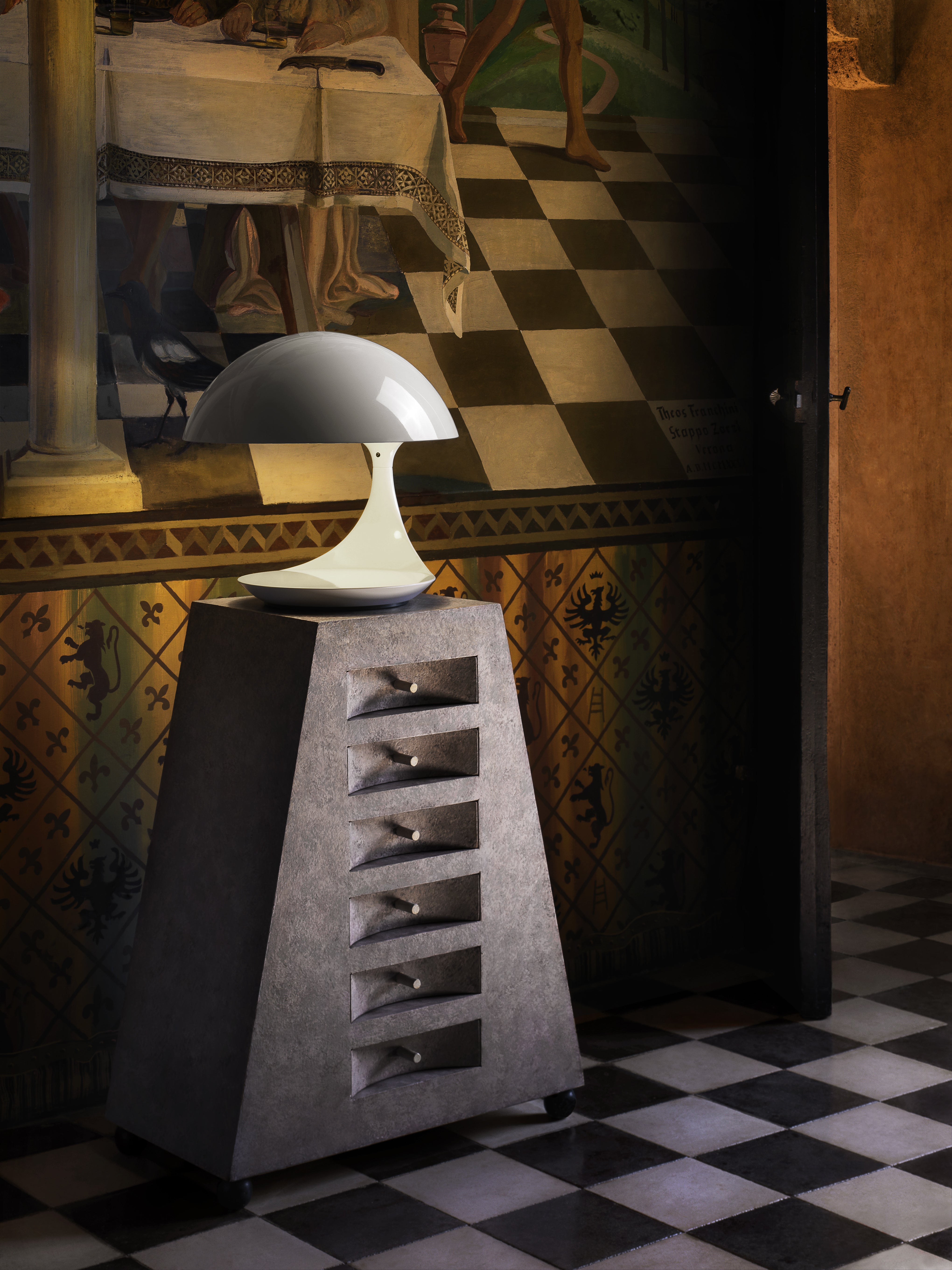 Tischlampe COBRA in glänzendem Weiß