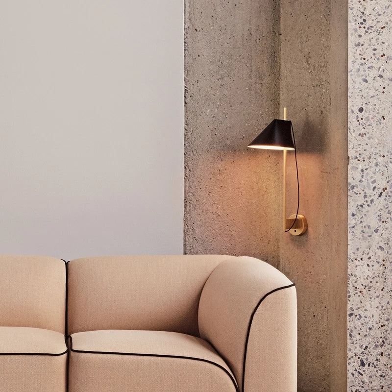 YUH Wall Lamp Black with Brass Base