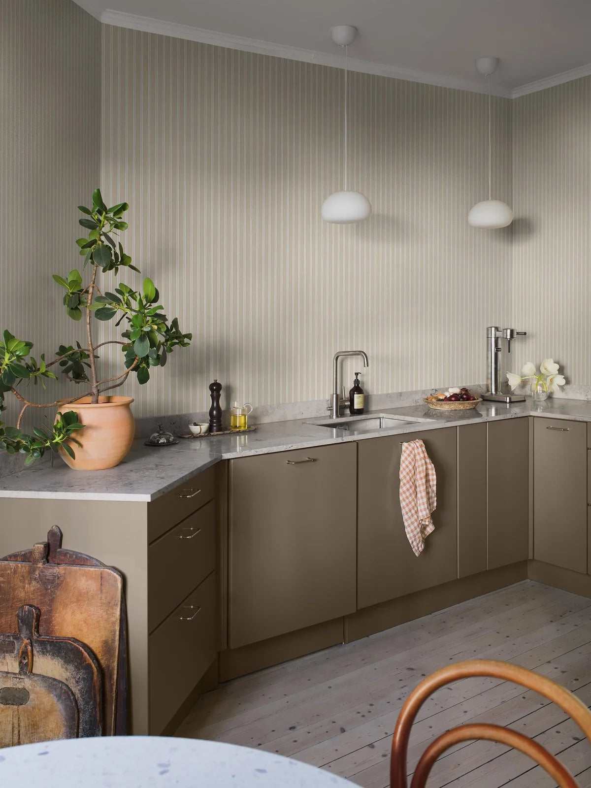 Beige Striped Wallpaper PÄRLRAND with White