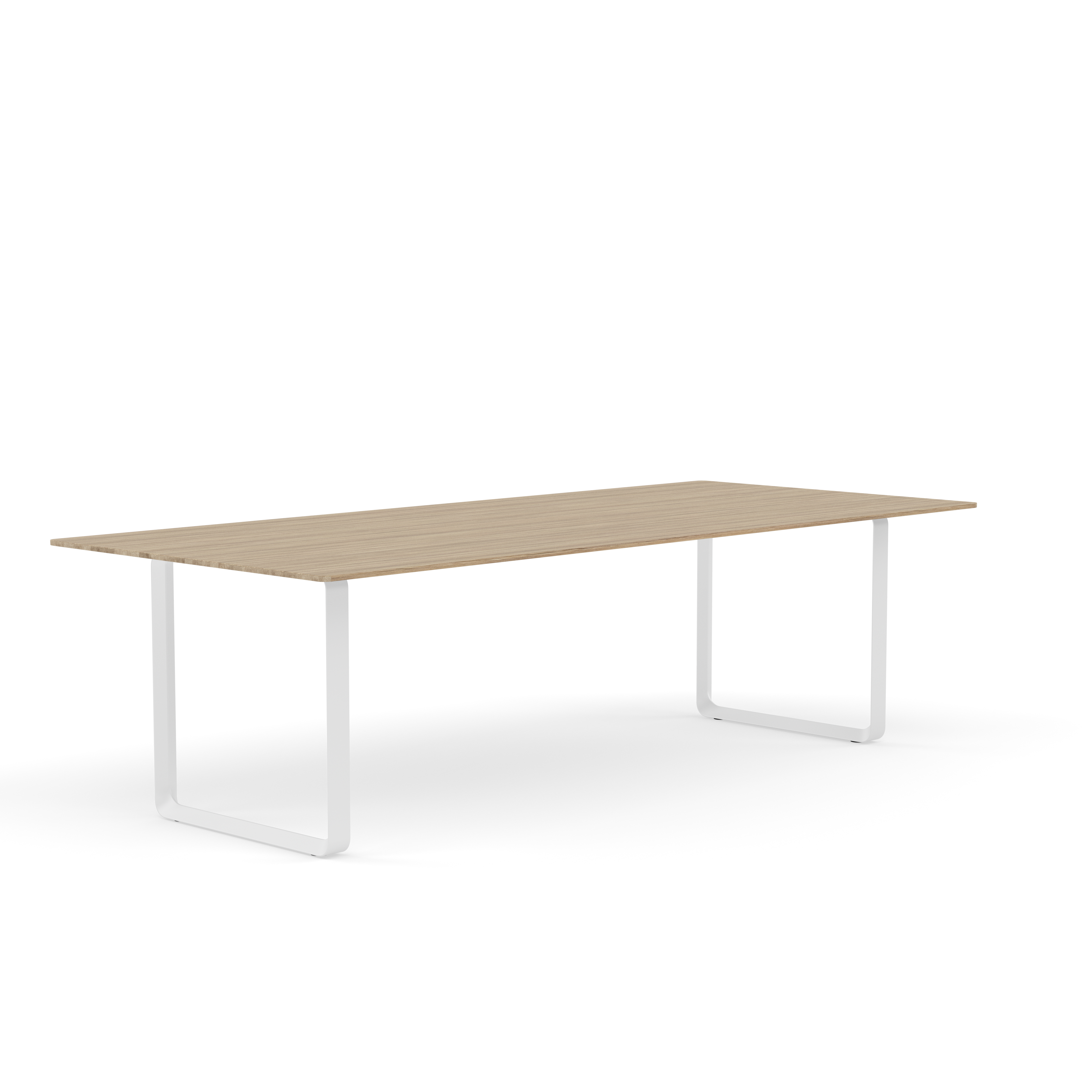 Eettafel 70/70 van eikenhout met witte basis