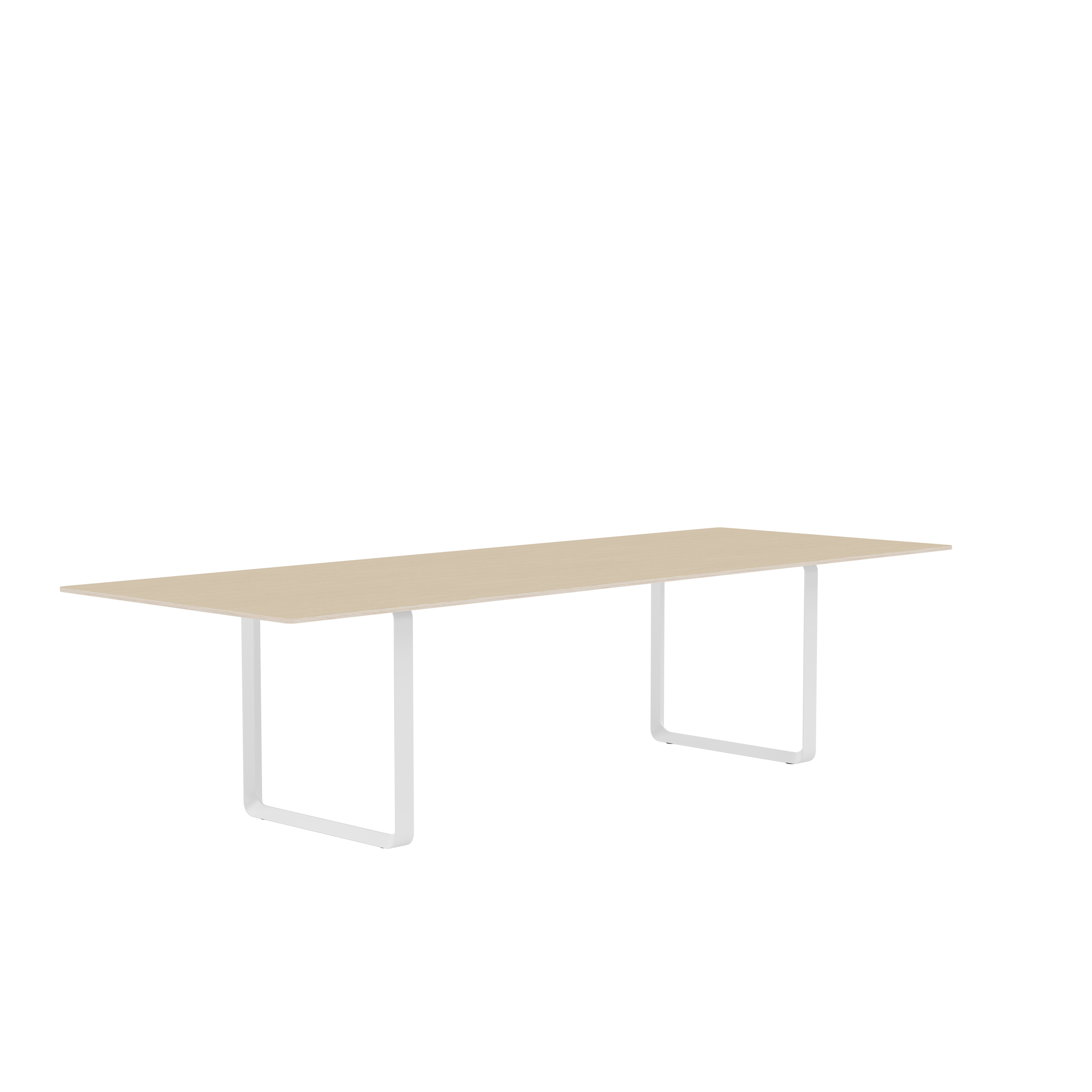 Eettafel 70/70 van eikenhout met een witte basis