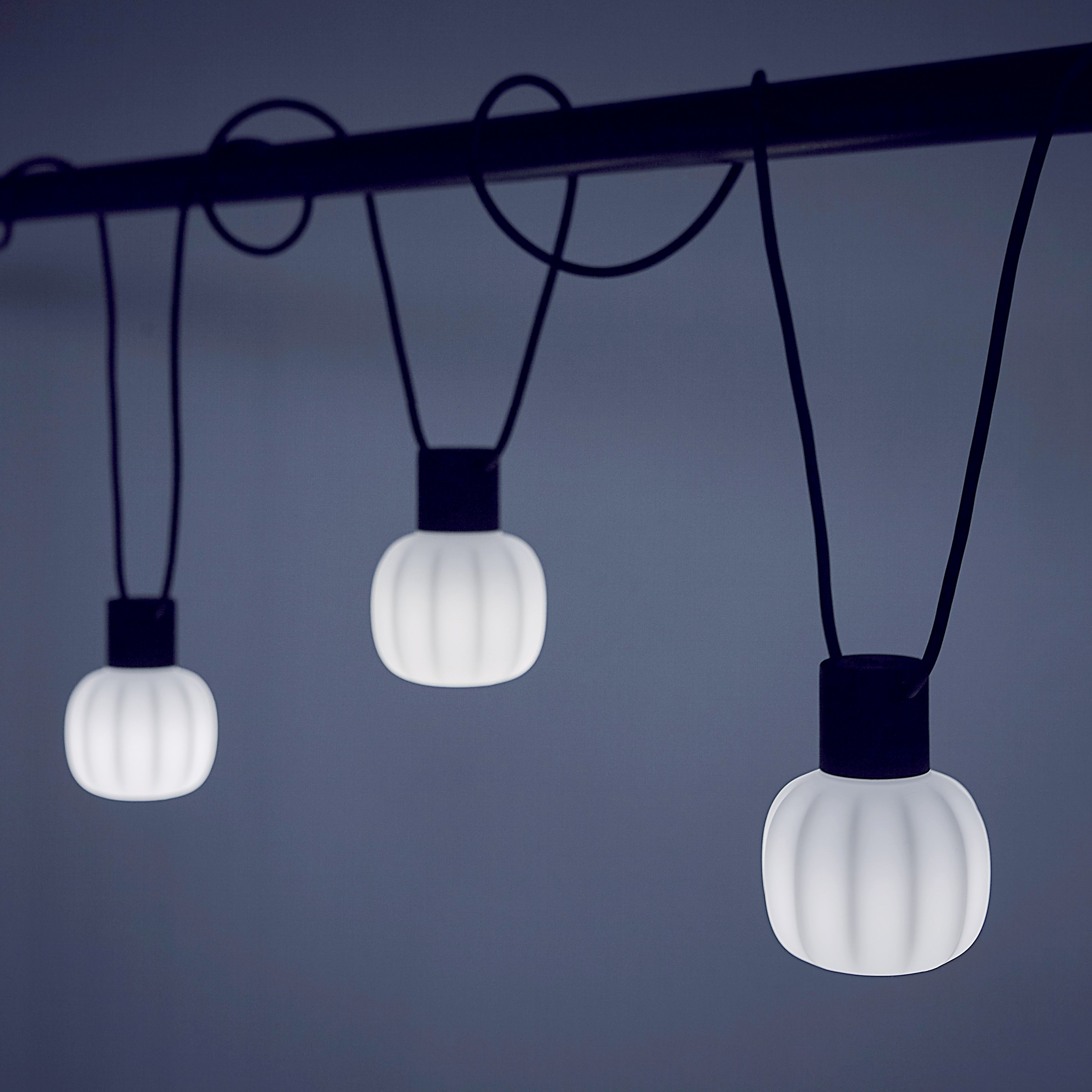 Lampa wisząca zewnętrzna KIKI biały z czarnym