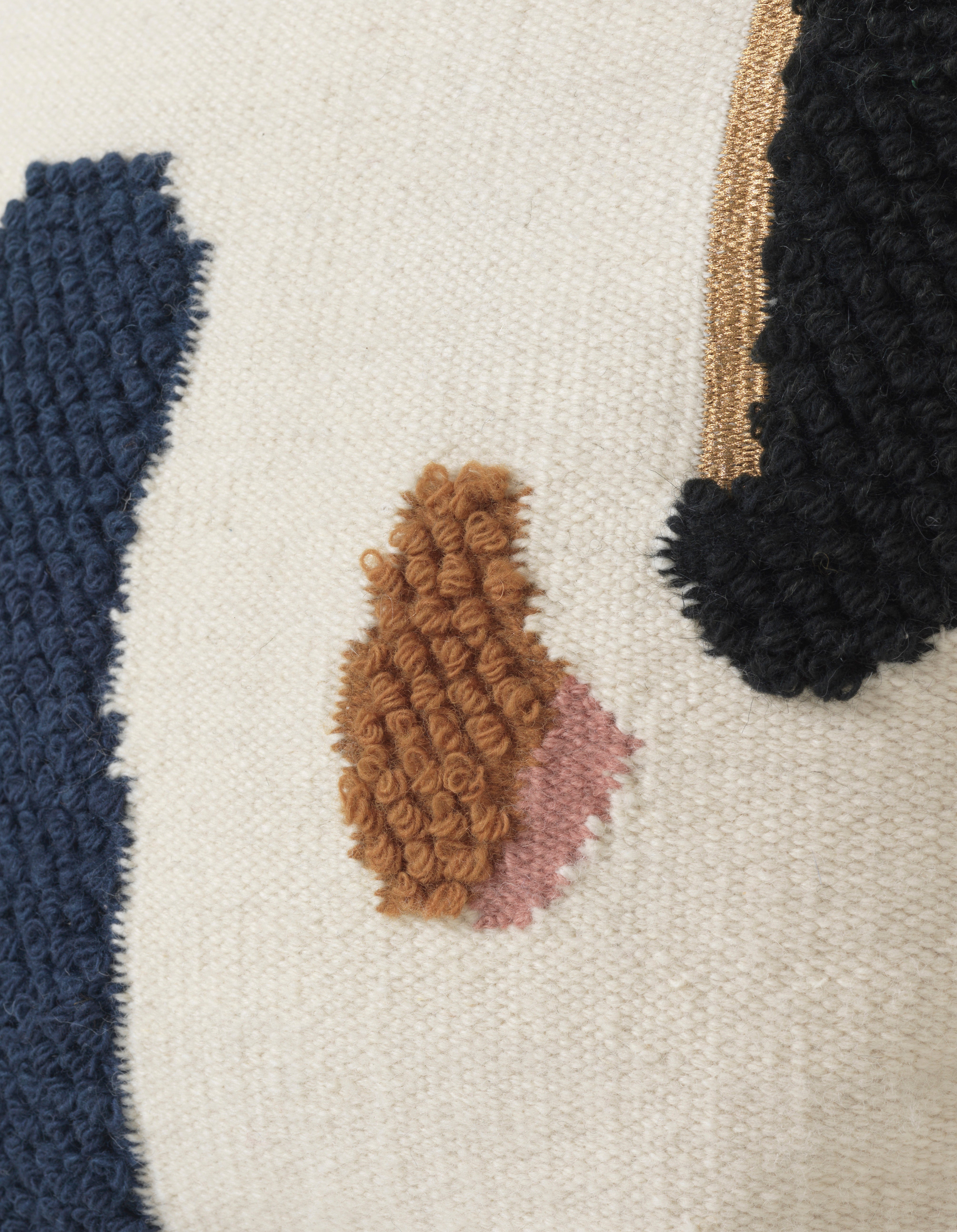 Kussen LOOP crème met blauw en bruin