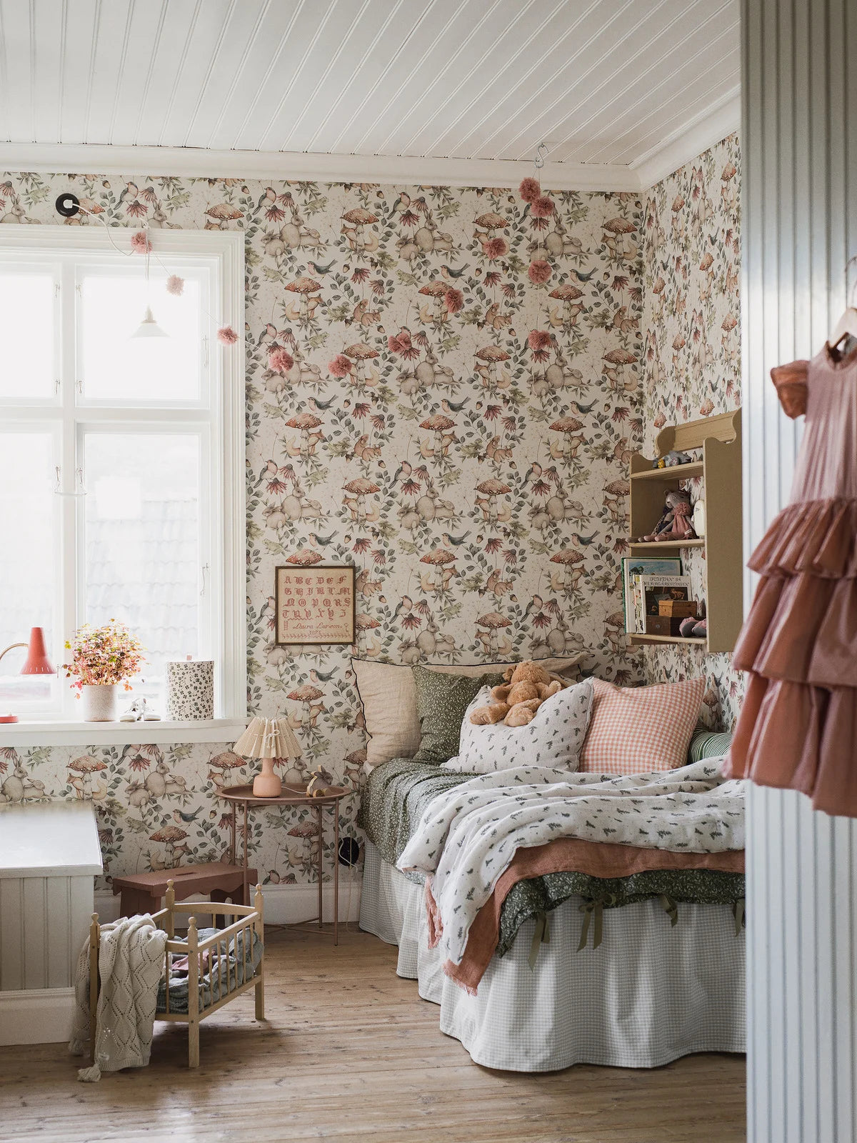 MINOU Beige Animal-Themed Children's Wallpaper