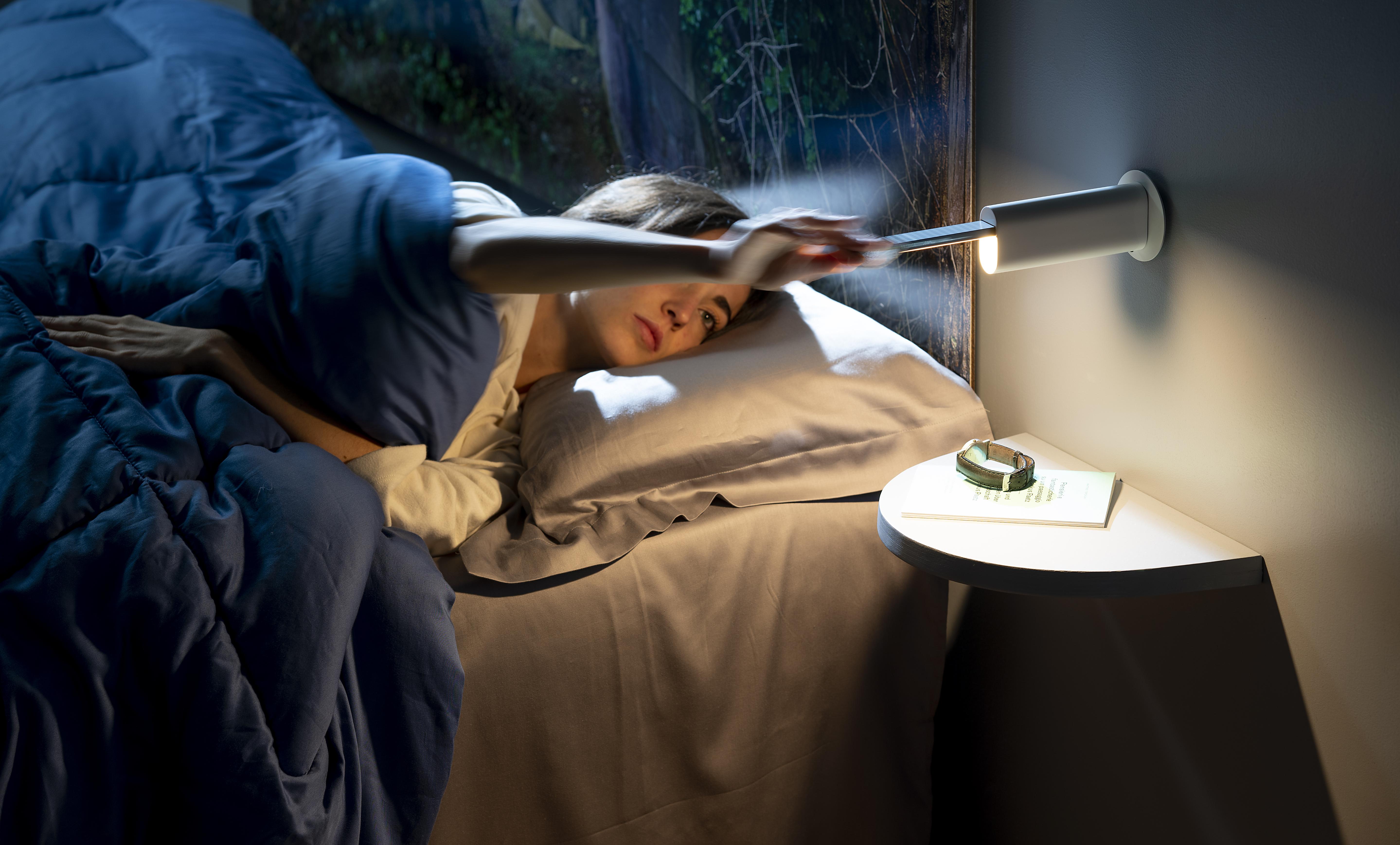Wandlamp METRICA glanzend wit