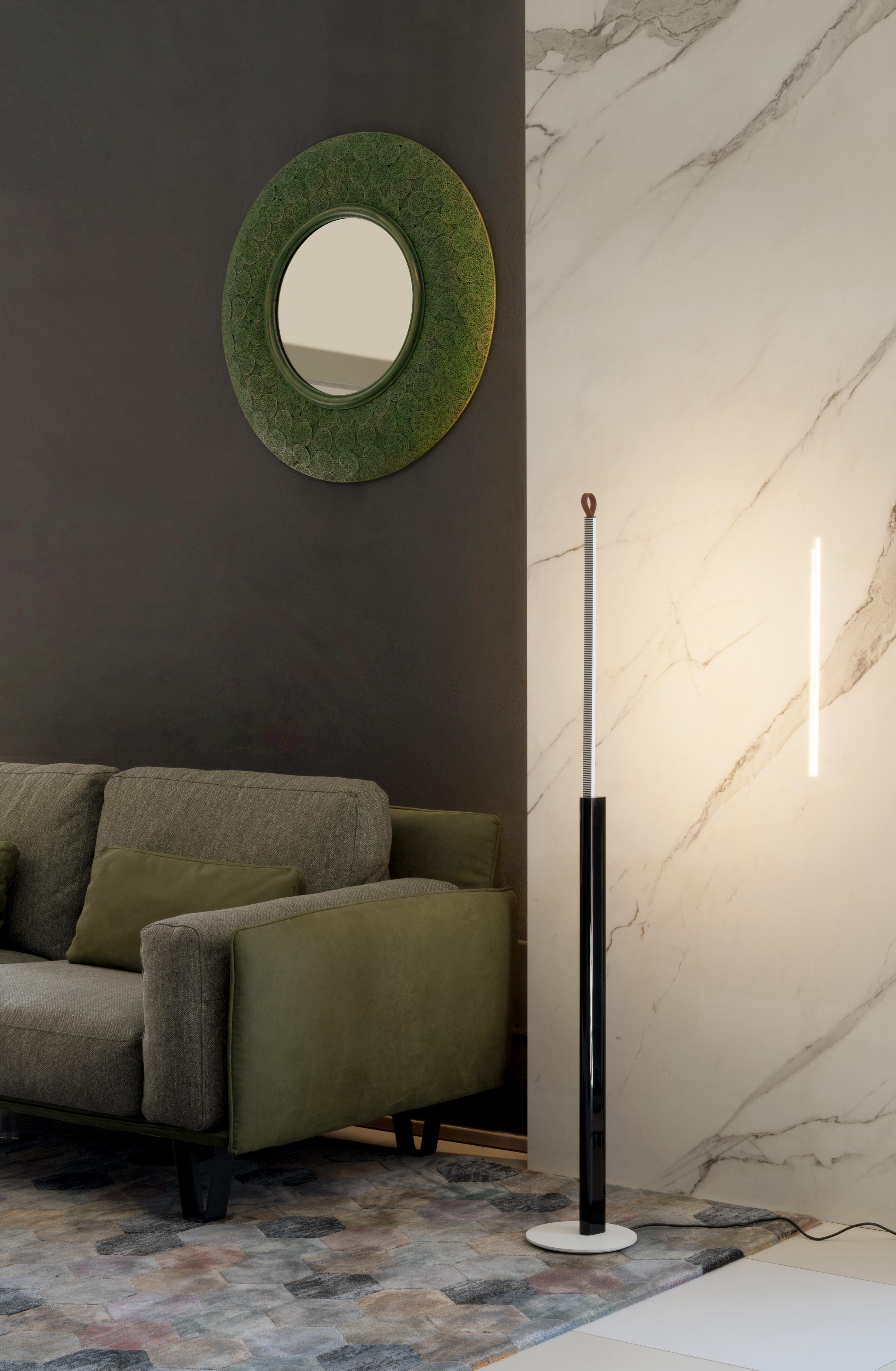 Vloerlamp METRICA glanzend wit