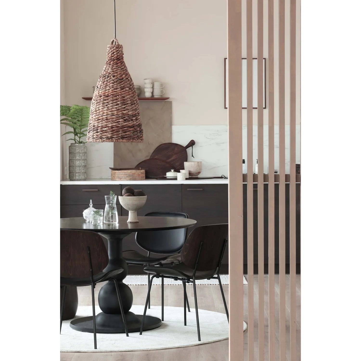 Stoel CLOSE IN zwarte ecologische leer