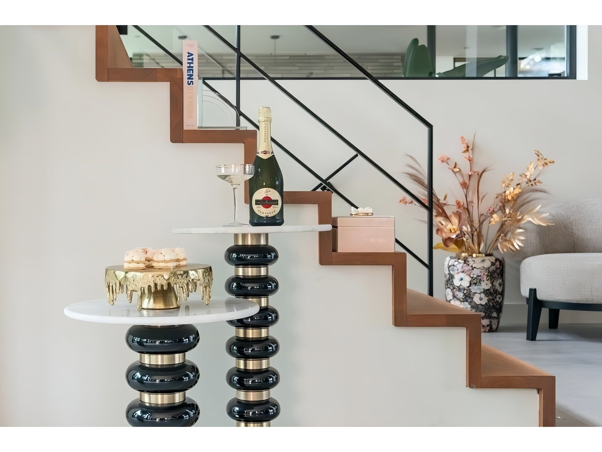 Zijtafel BARBARA wit met goud