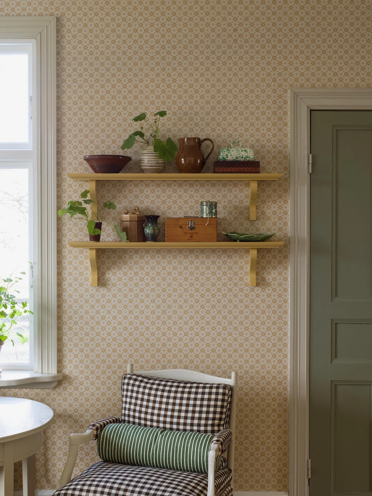 Vliesbehang met geometrisch patroon STELLA lichtbeige met geel