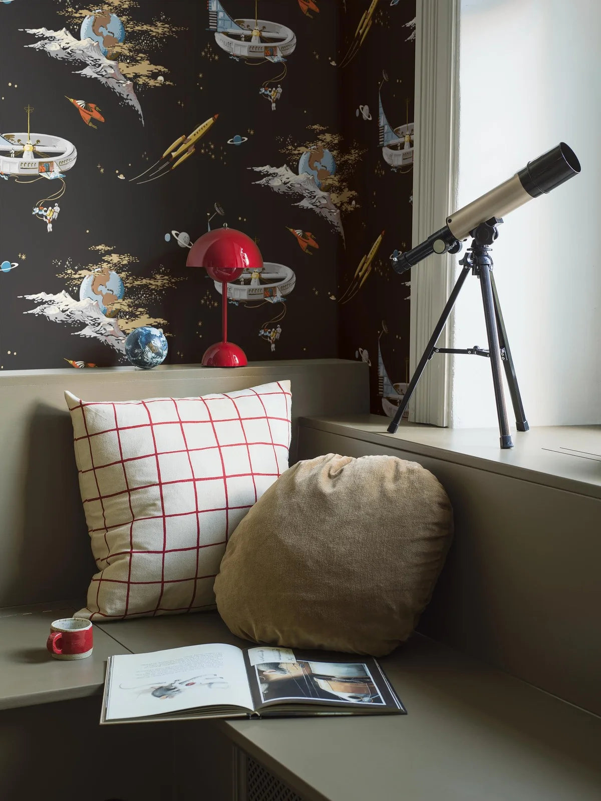 Children's wallpaper with a space theme SPACE ADVENTURE black