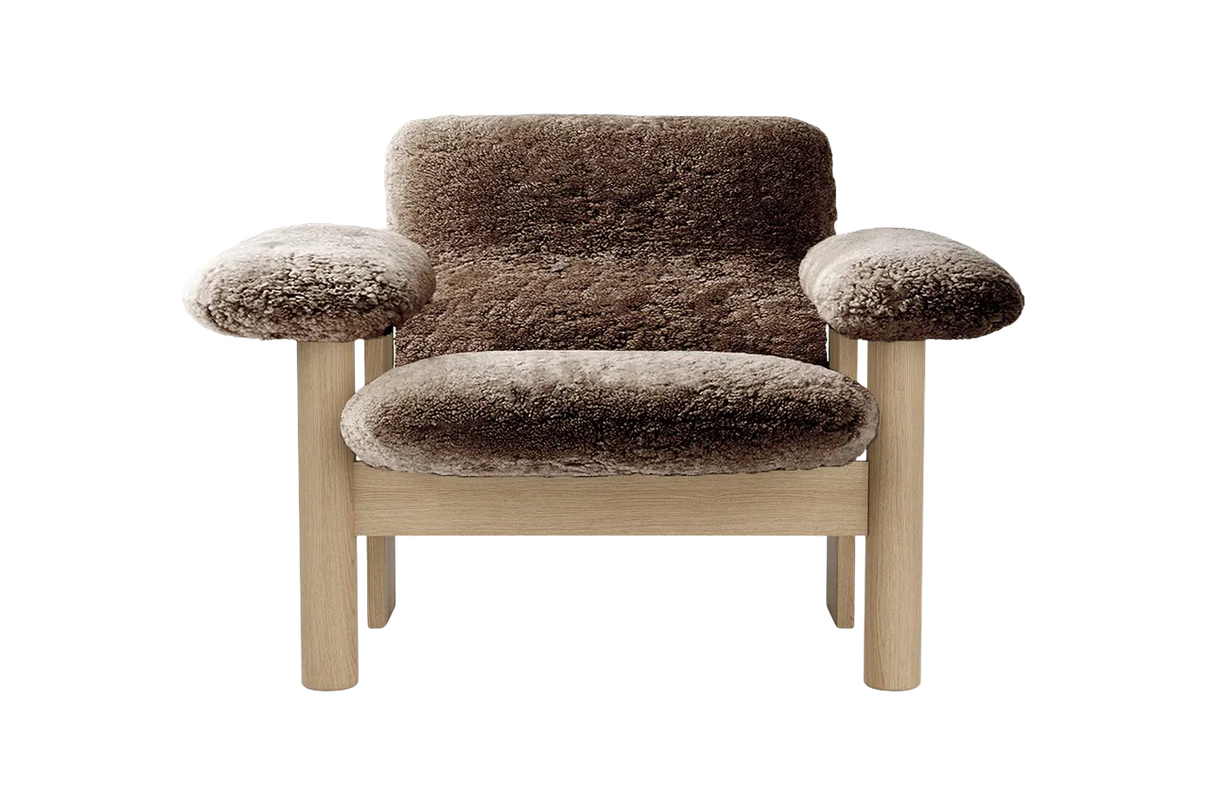 BRASILIA armchair brown sheep leather with oak base
