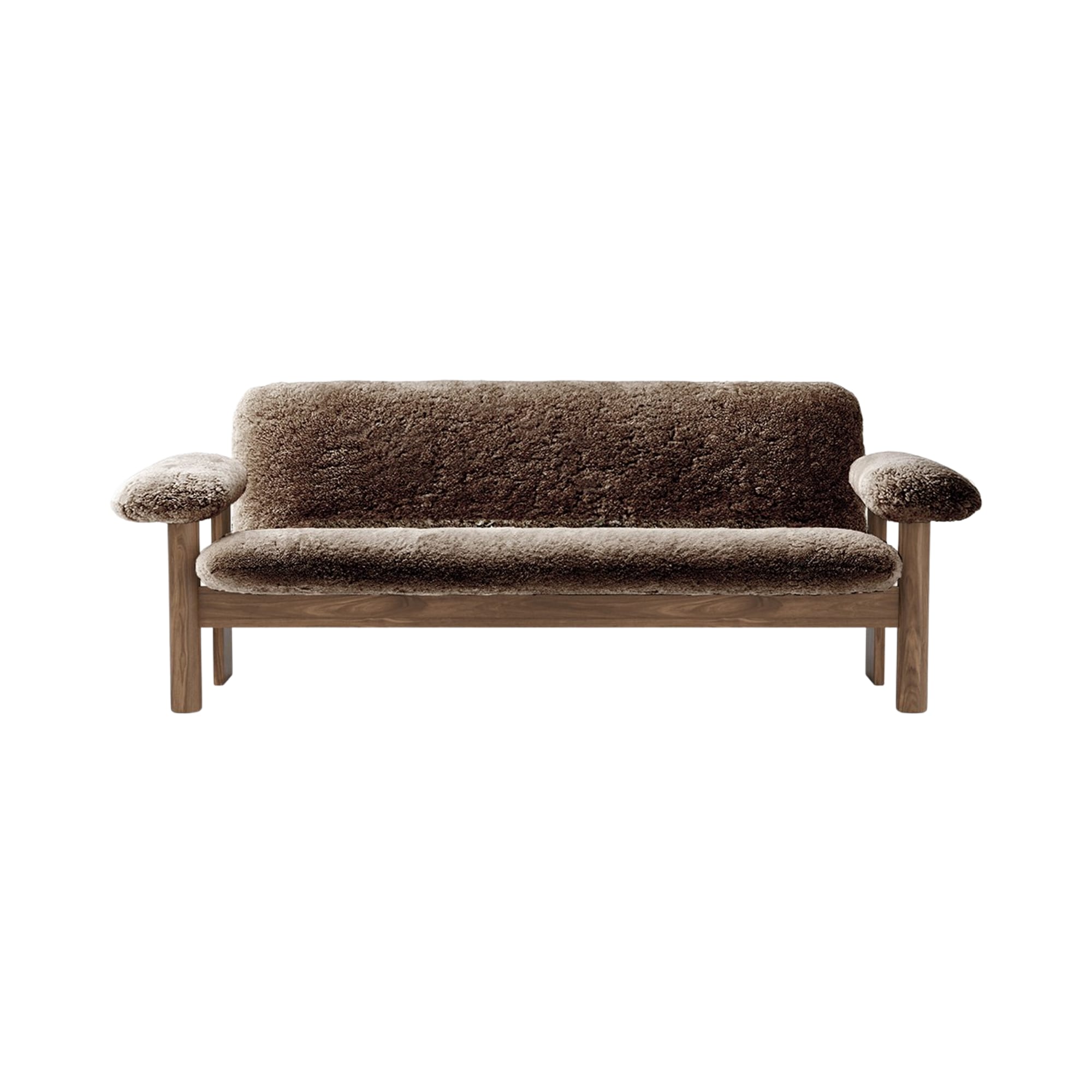 Sofa BRASILIA bruin schapenleer met een notenhouten basis