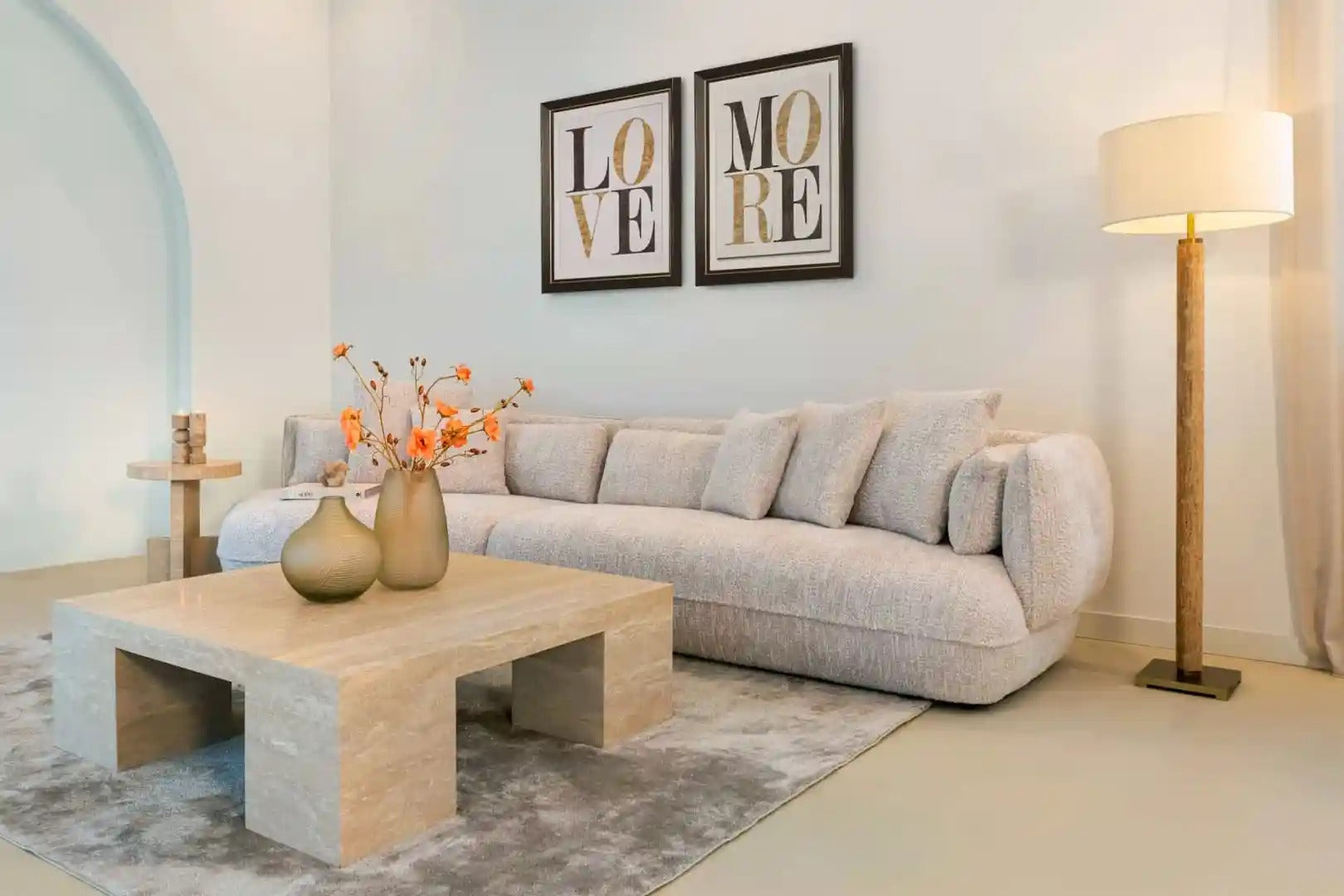 Beiger Travertin Couchtisch BILTMORE