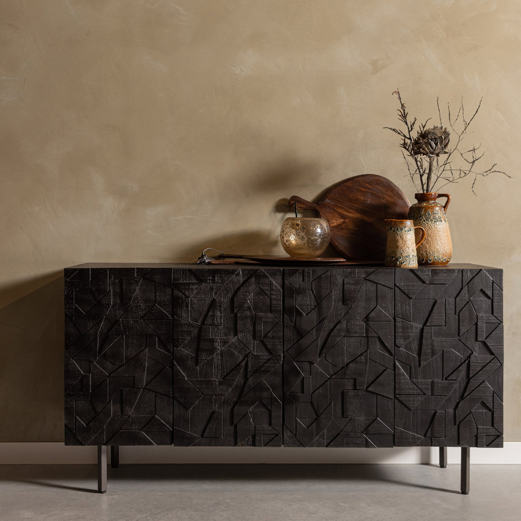 Zählen Sie die Truhe der Schubladen schwarzer Mangoholz