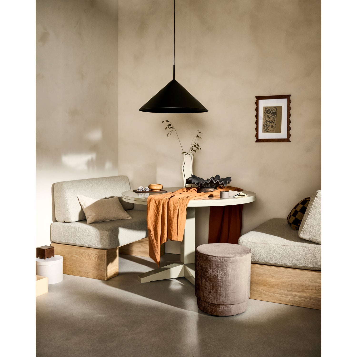 EAT UP bank van denim bouclé met eiken basis