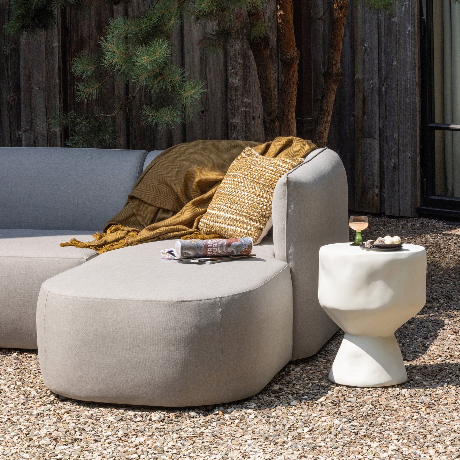 Tuin tafel NIVO crème