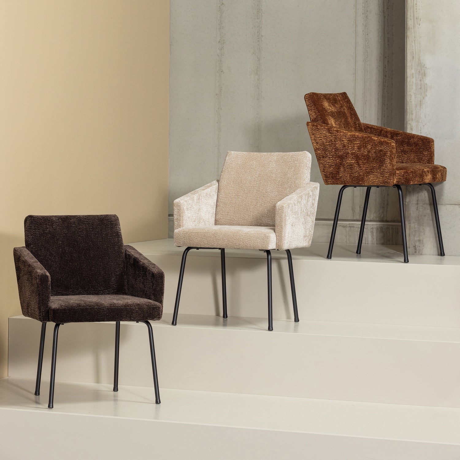 Stuhl MOUNT sandfarben